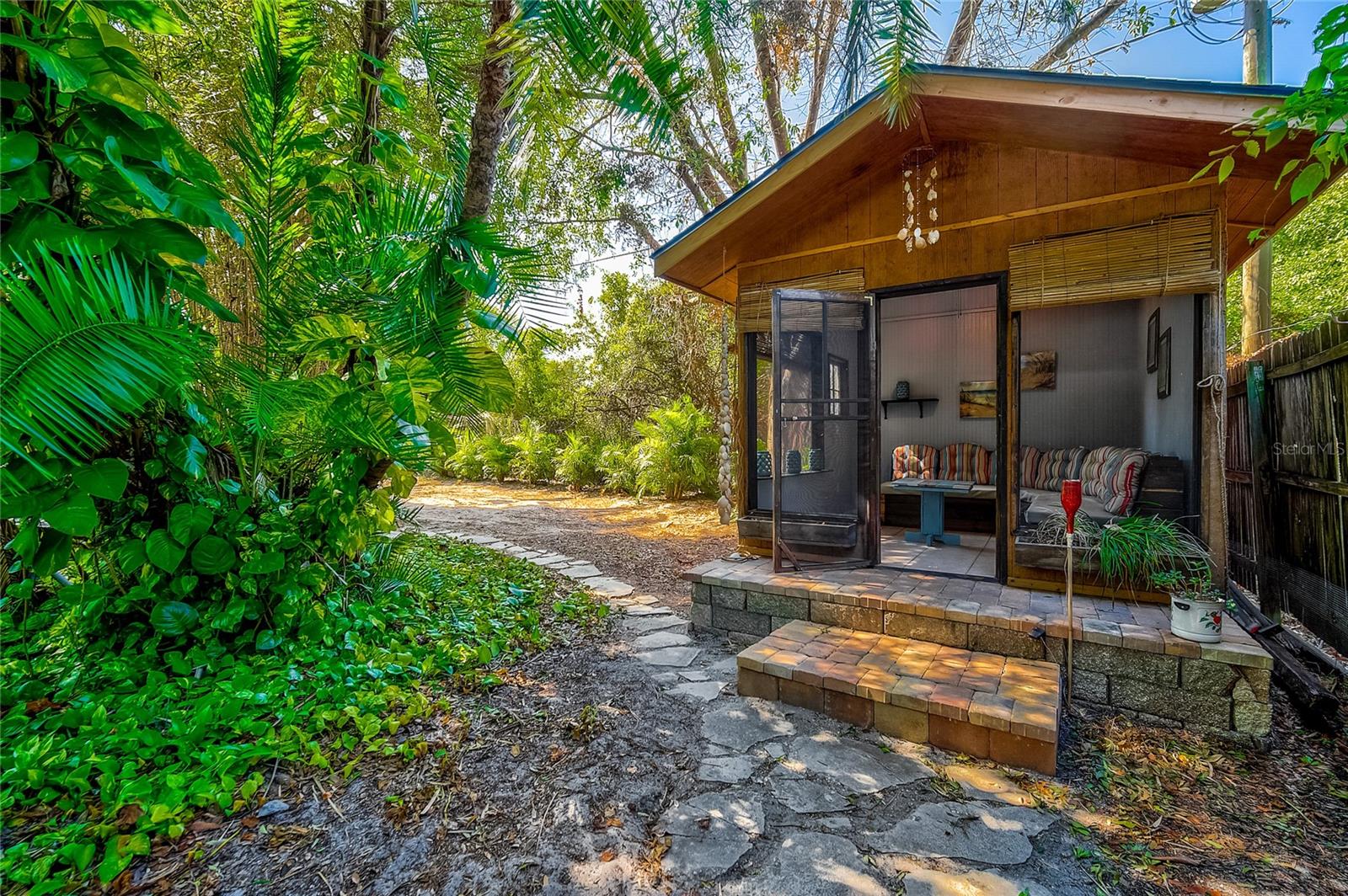 426 EAGLES NEST LN, SARASOTA, FL, 34243