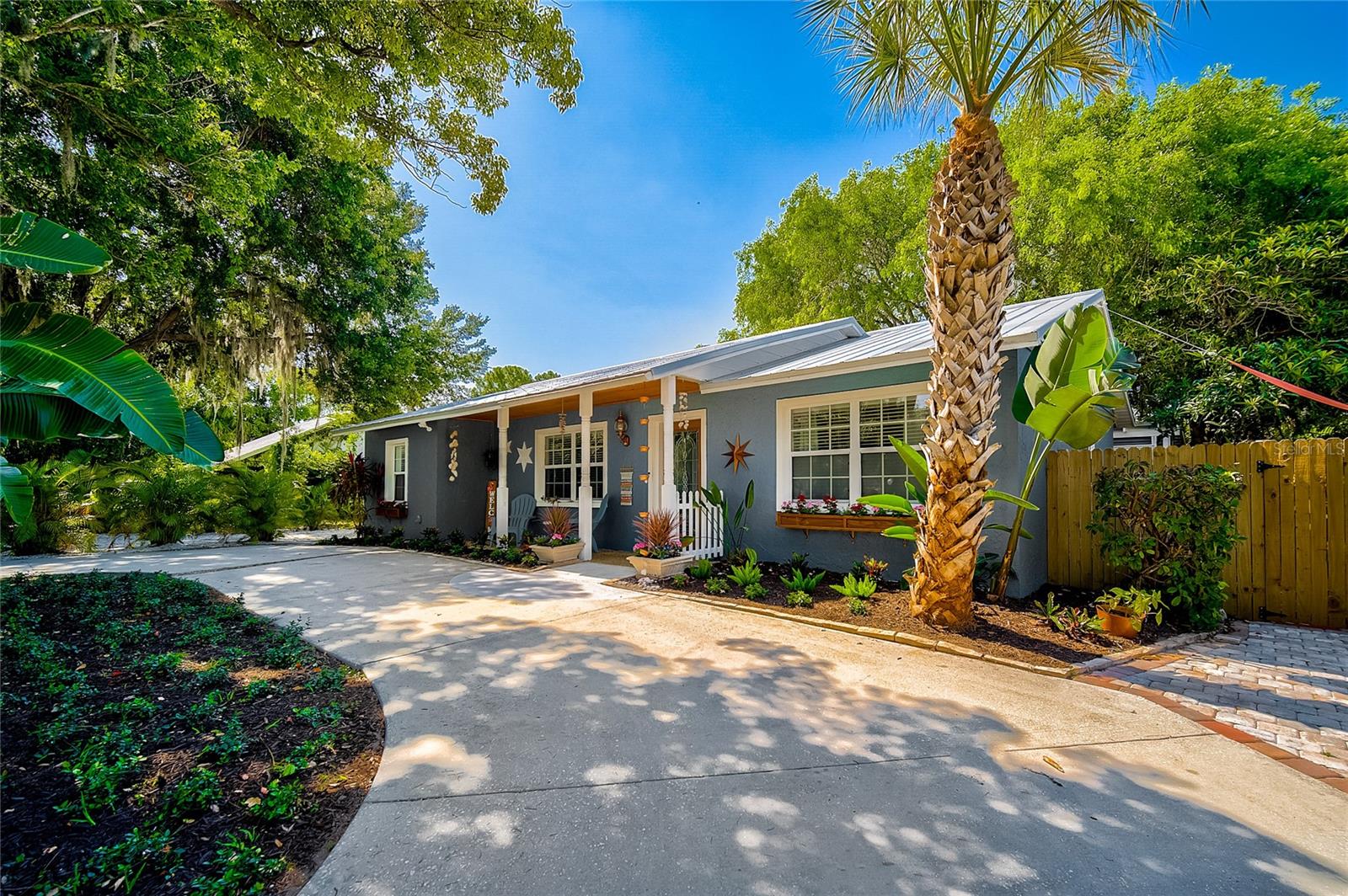 426 EAGLES NEST LN, SARASOTA, FL, 34243