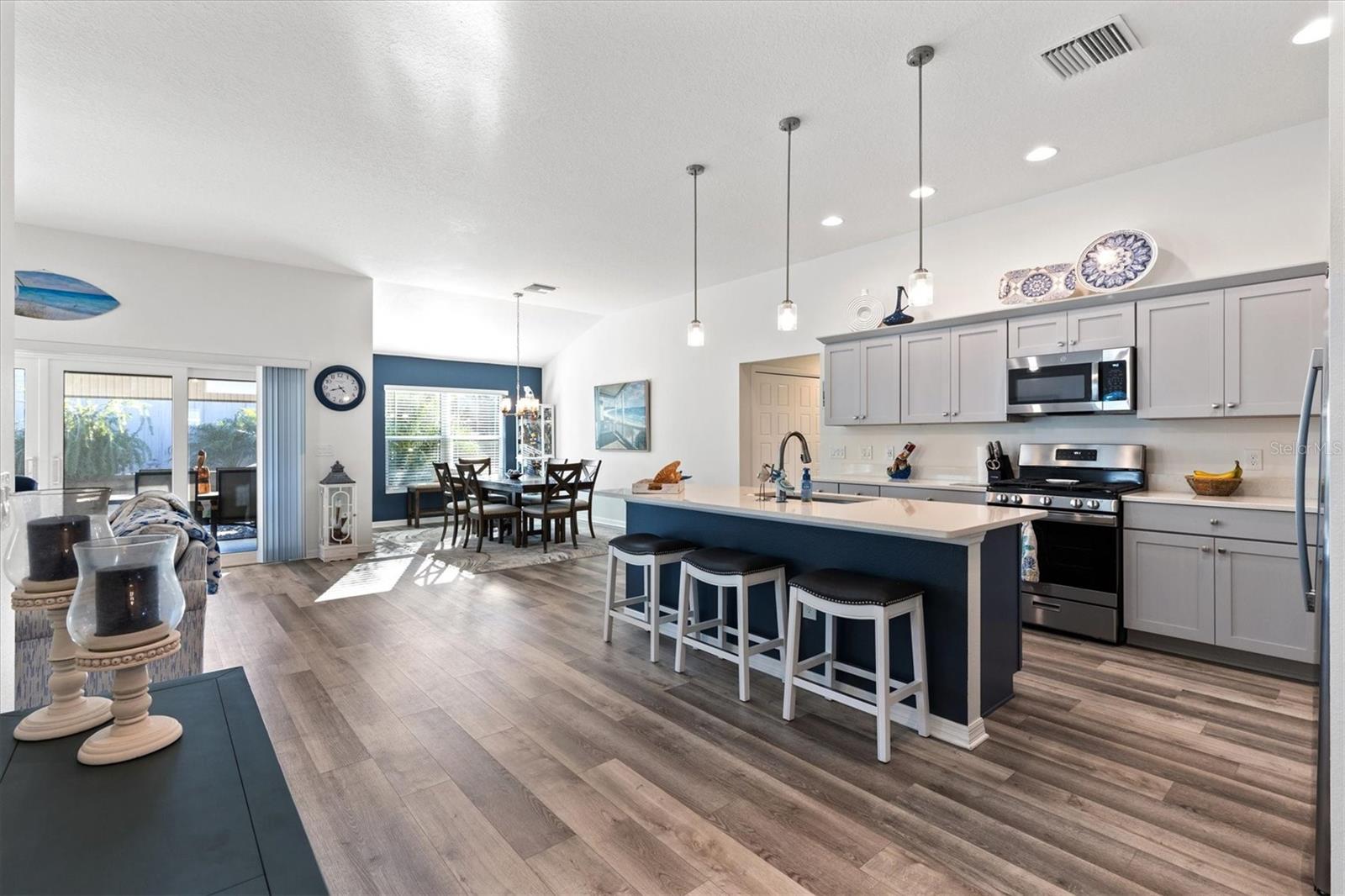 6692 NEWELL LOOP, THE VILLAGES, FL, 34762