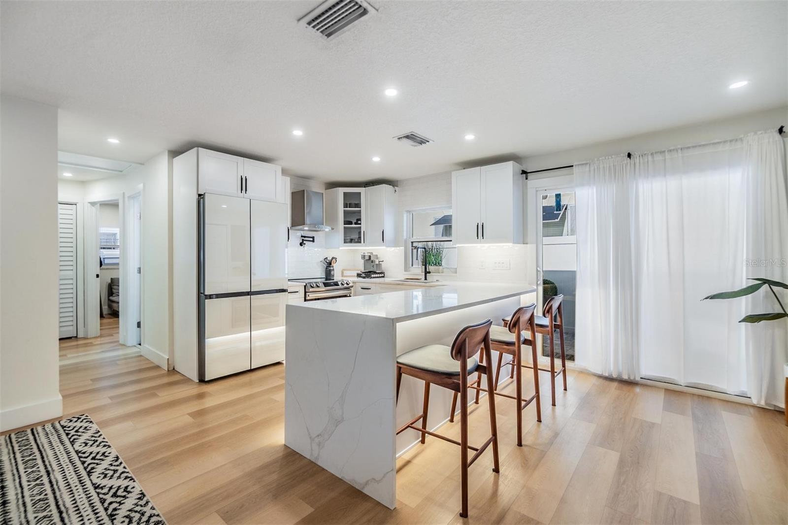 401 N MANHATTAN AVE, TAMPA, FL, 33609