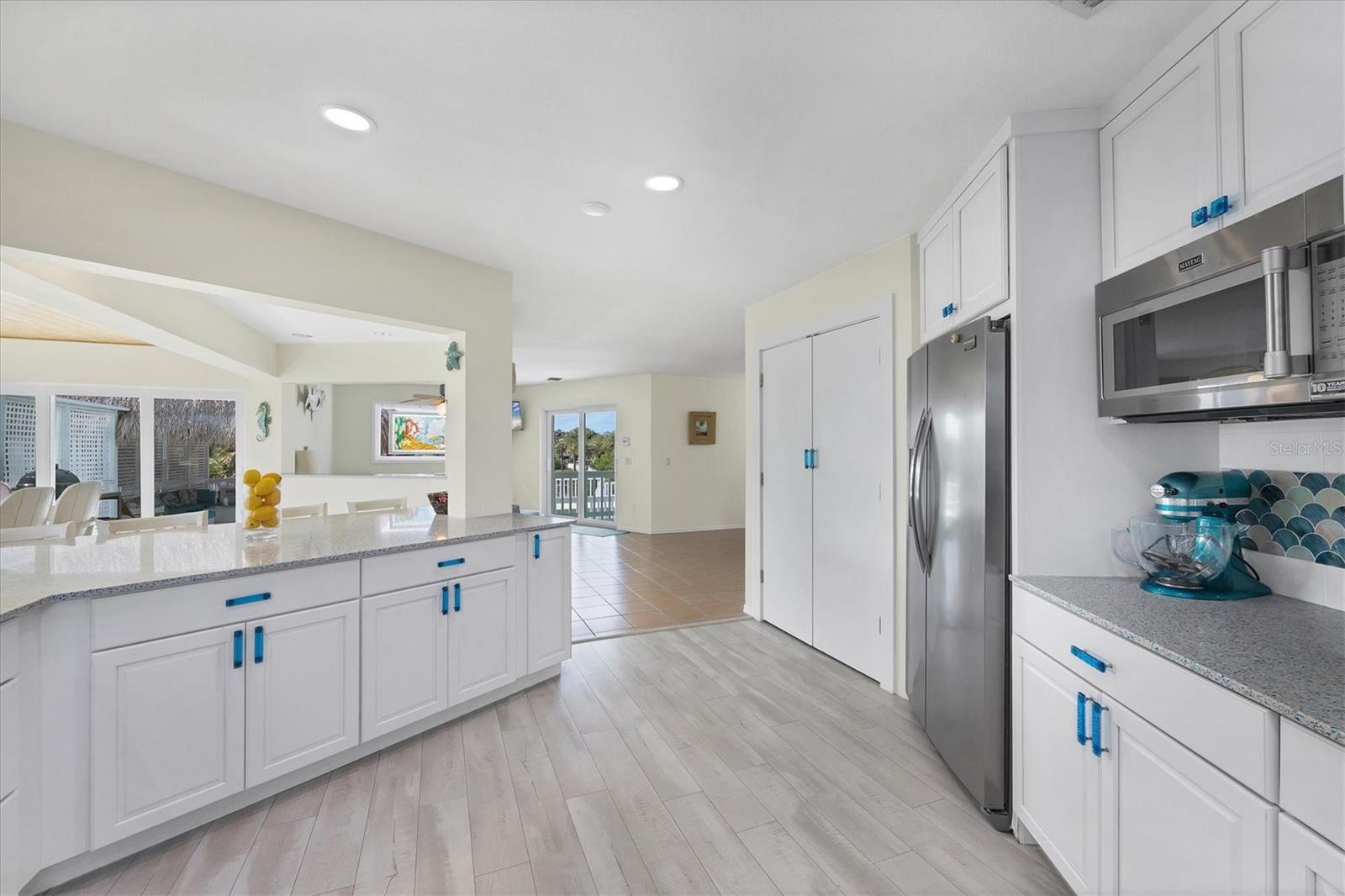 D6144543 Property Photo