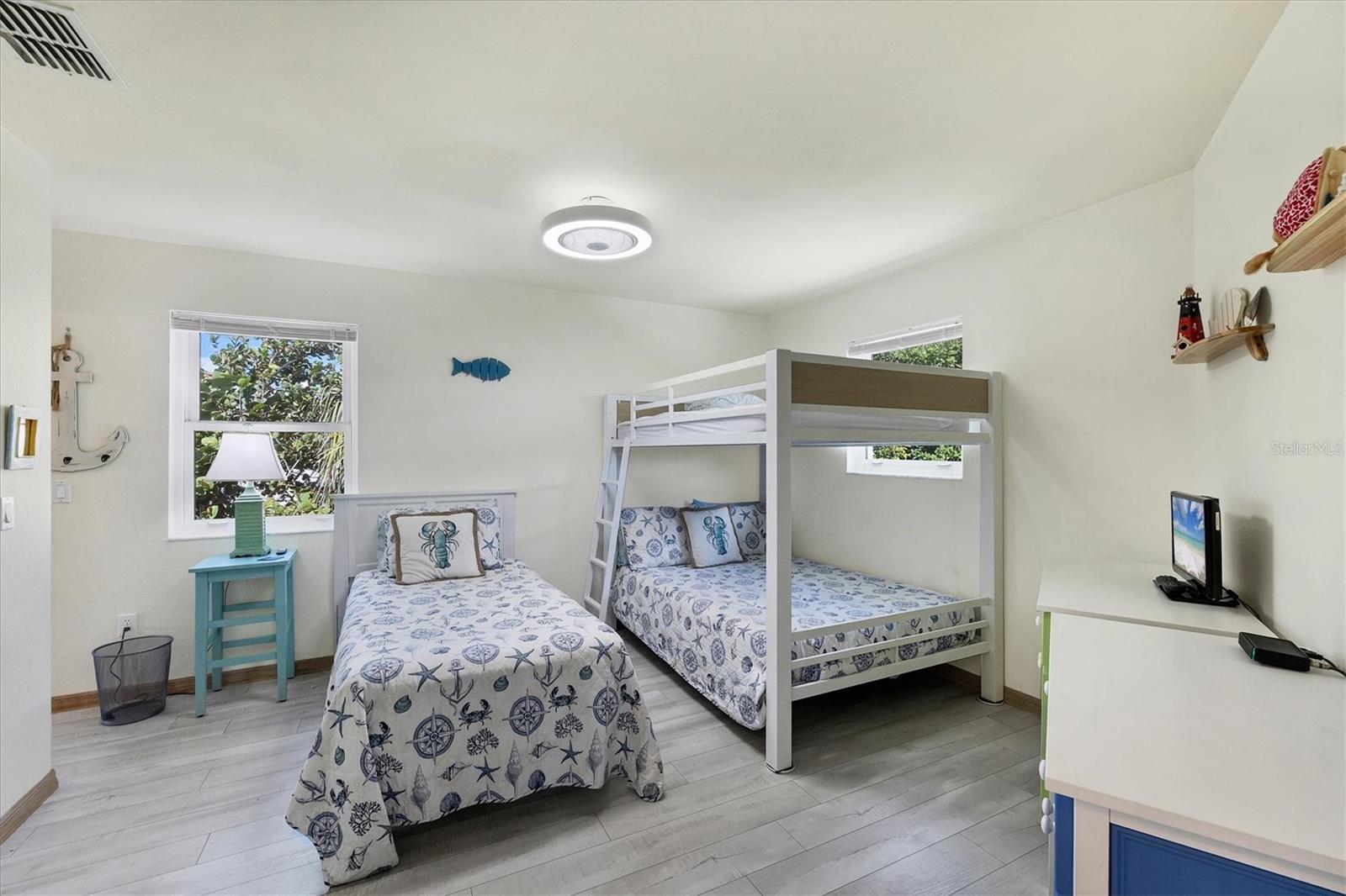 D6144543 Property Photo