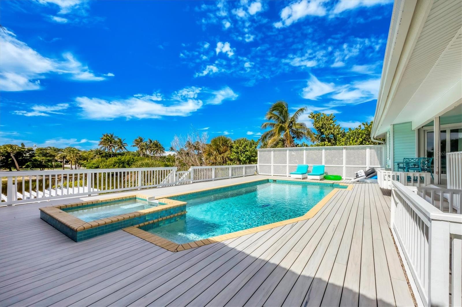 D6144543 Property Photo