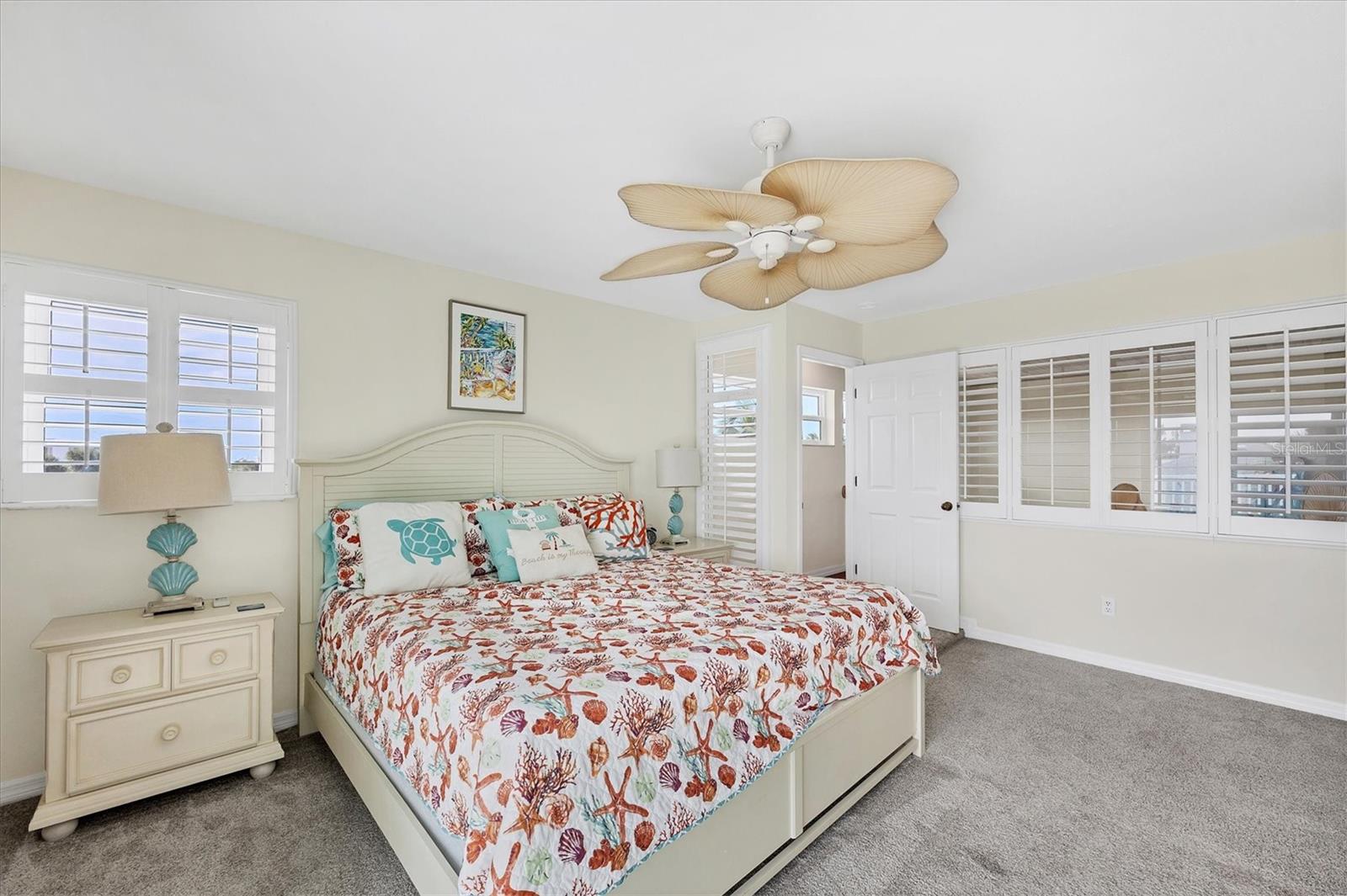 D6144543 Property Photo