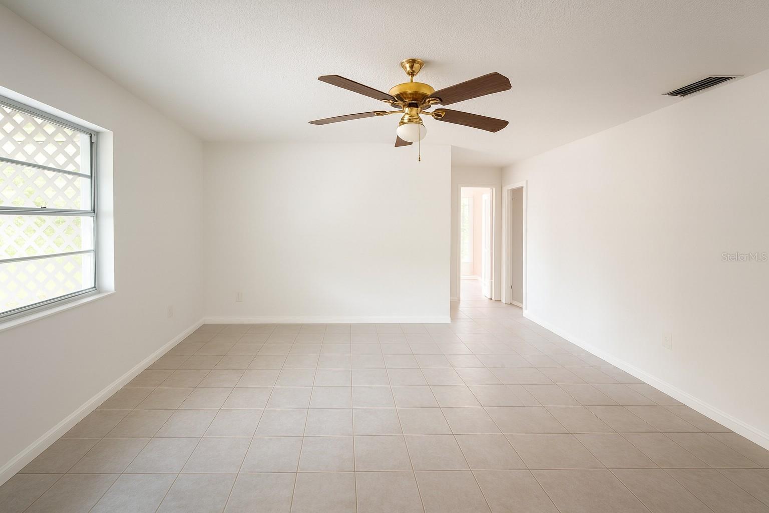 S5137749 Property Photo