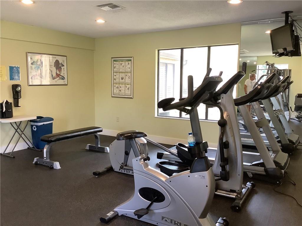 10155 SAILWINDS BLVD S #101, LARGO, FL, 33773