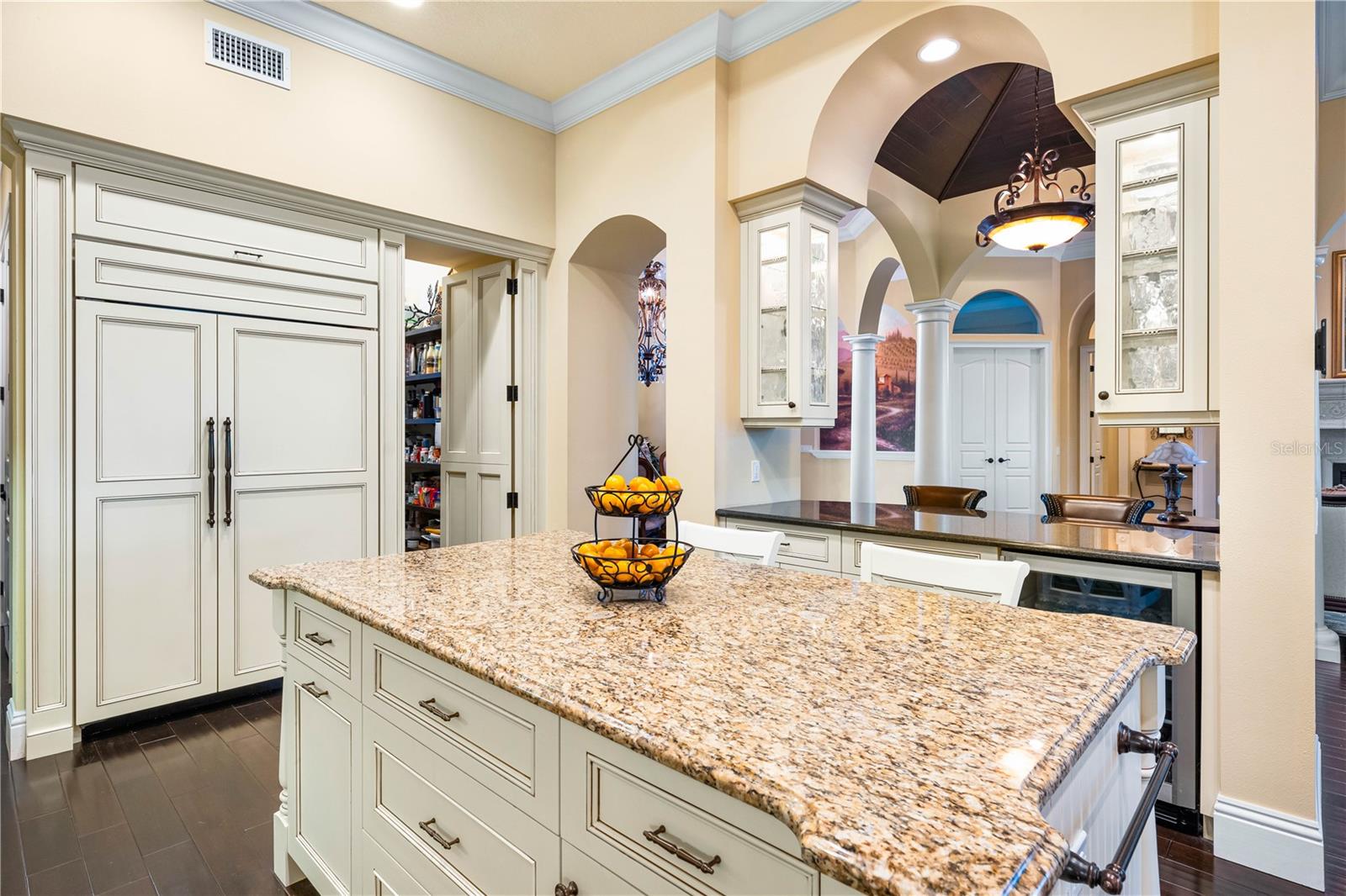 A4670623 Property Photo