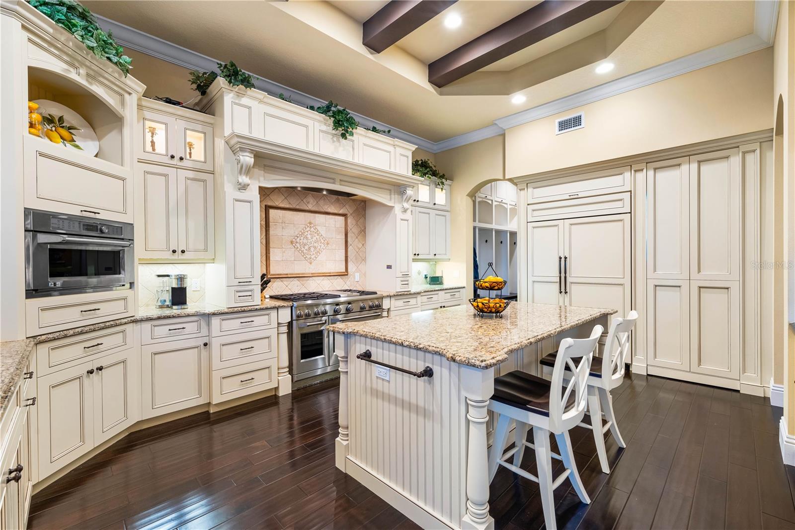 A4670623 Property Photo