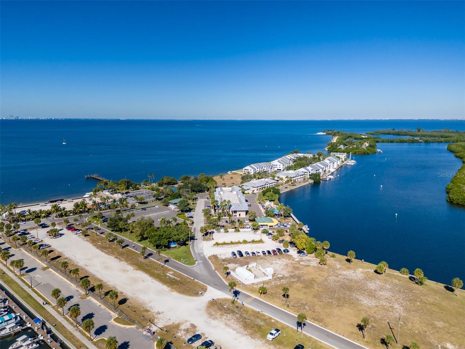 611 DESTINY DR #304, RUSKIN, FL, 33570