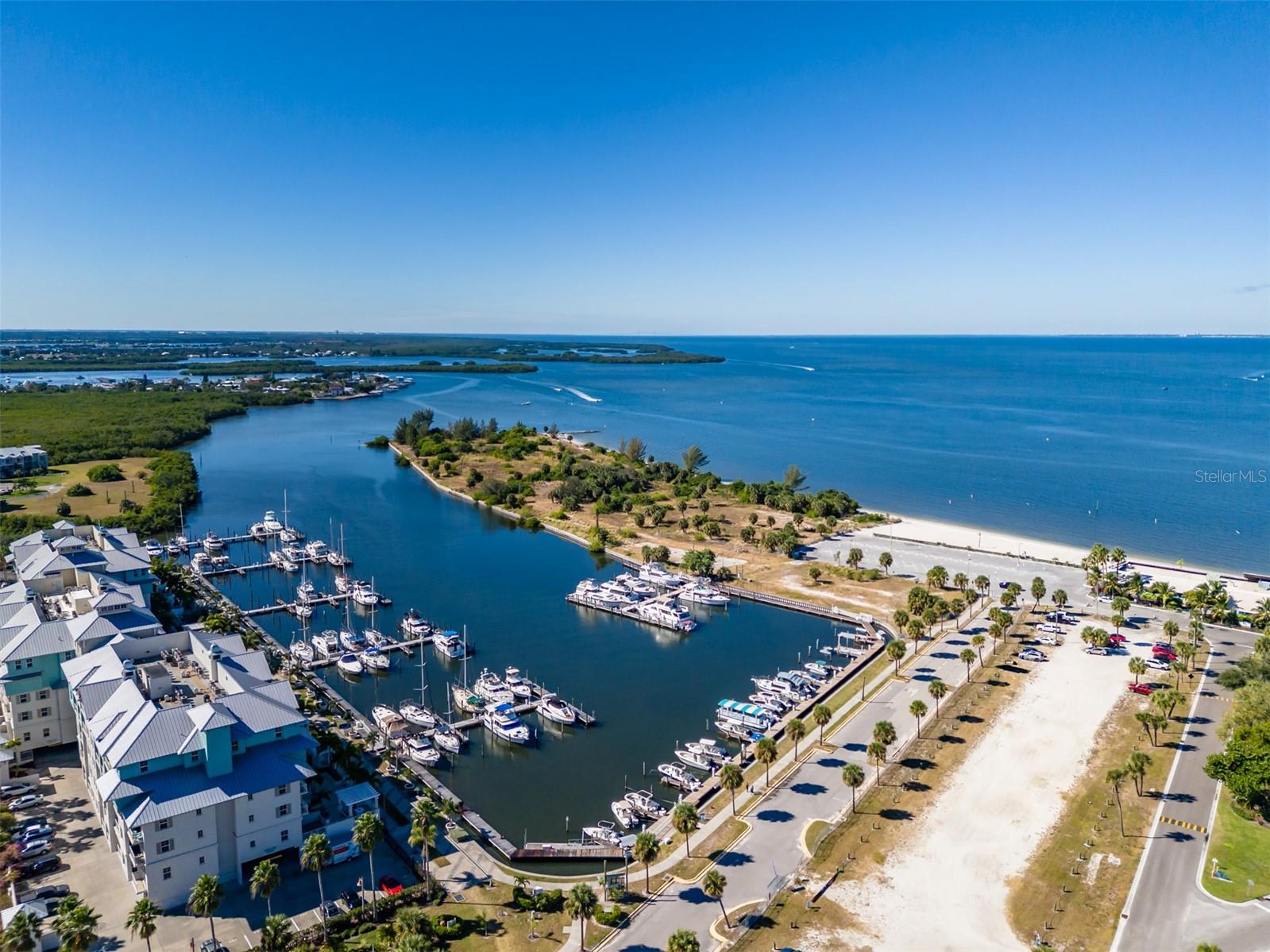 611 DESTINY DR #304, RUSKIN, FL, 33570