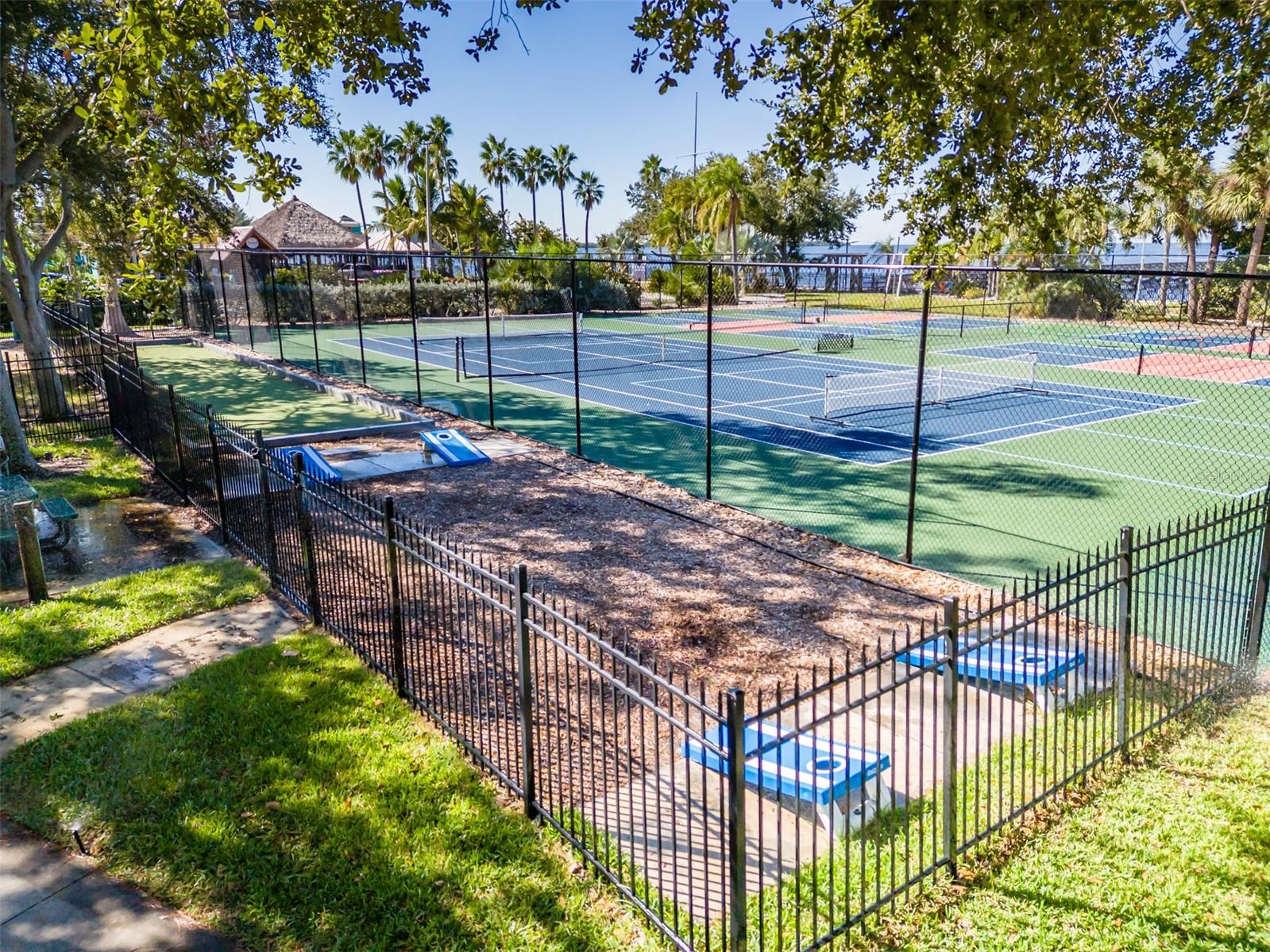 611 DESTINY DR #304, RUSKIN, FL, 33570