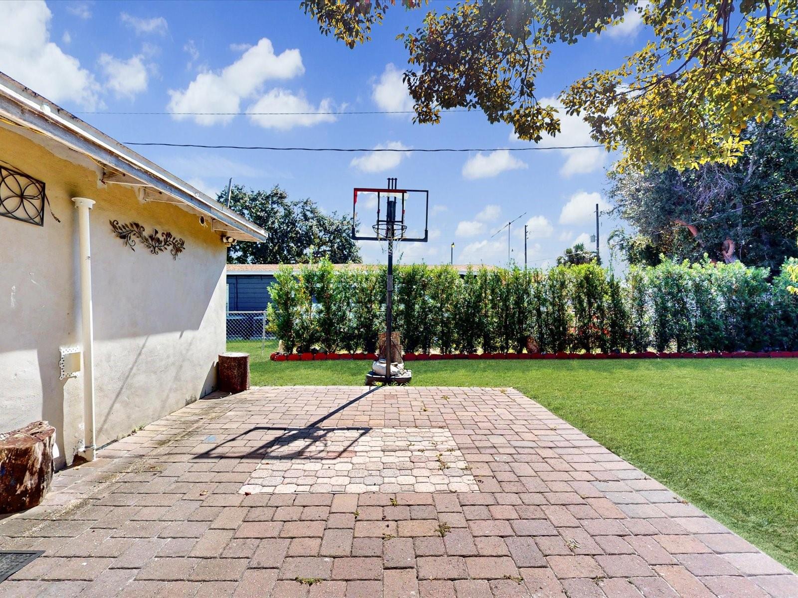 2502 N BEAUMONT AVE, KISSIMMEE, FL, 34741