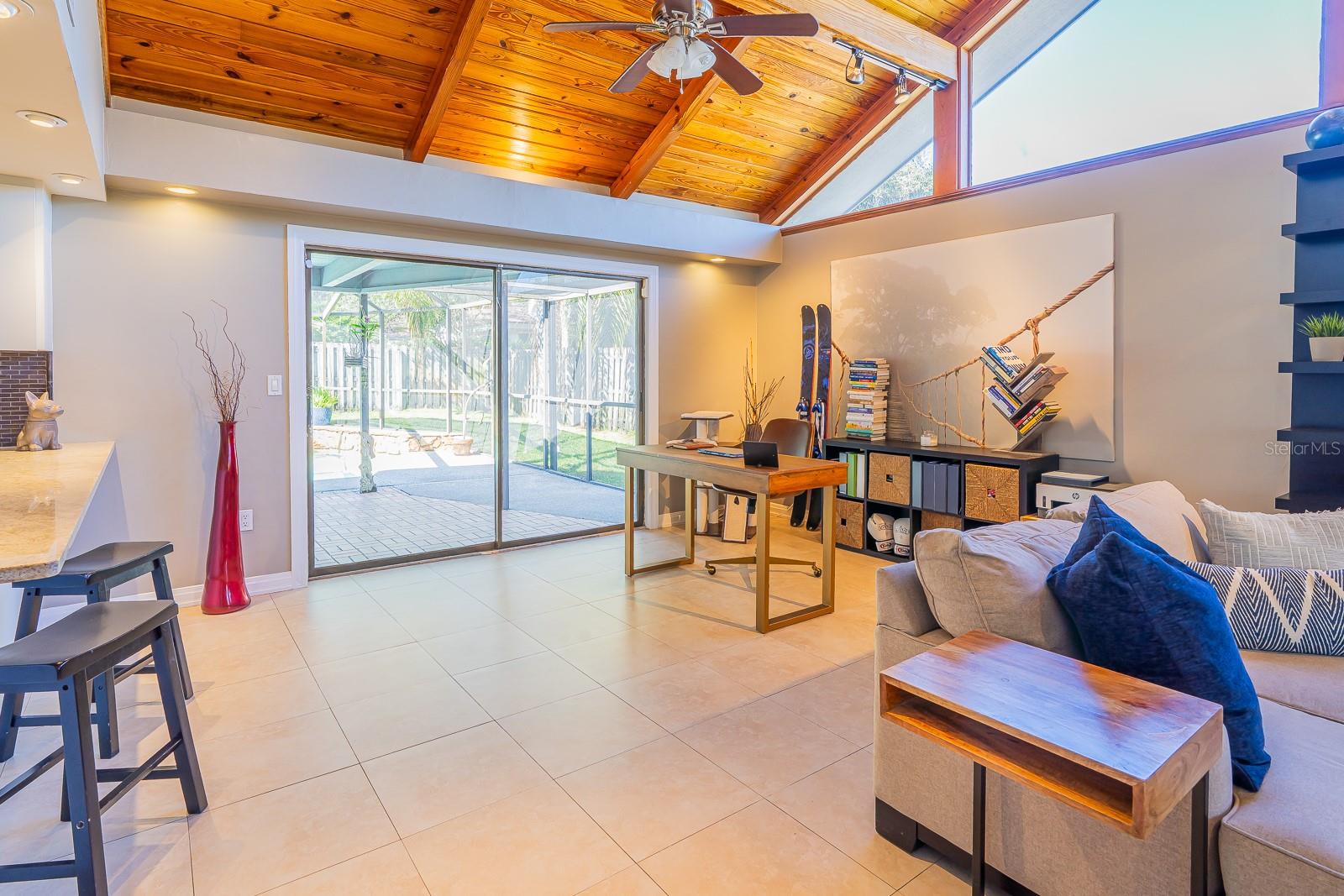 2558 KNOTTY PINE WAY, CLEARWATER, FL, 33761