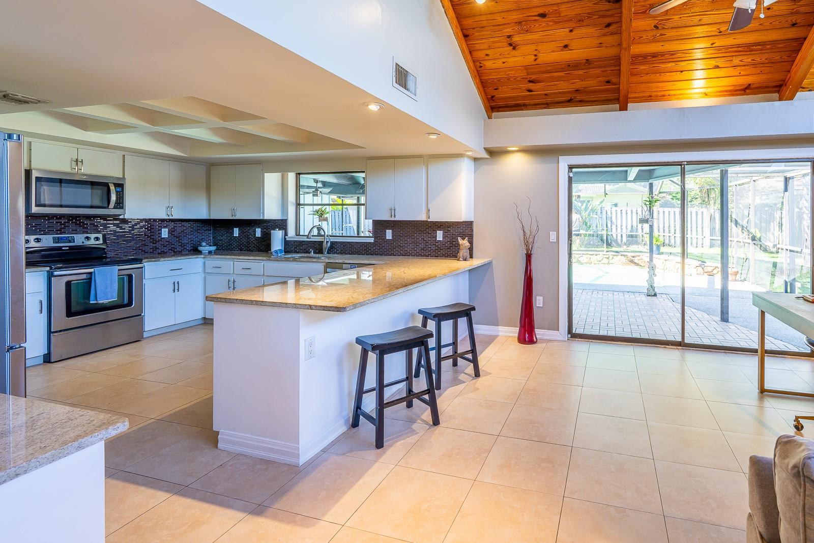 2558 KNOTTY PINE WAY, CLEARWATER, FL, 33761