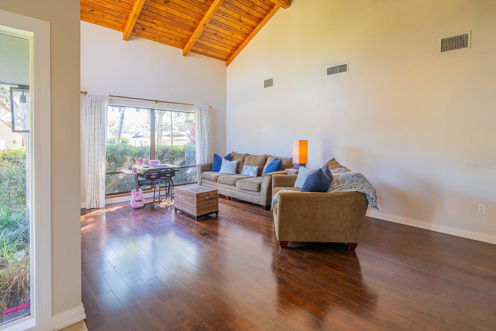 2558 KNOTTY PINE WAY, CLEARWATER, FL, 33761