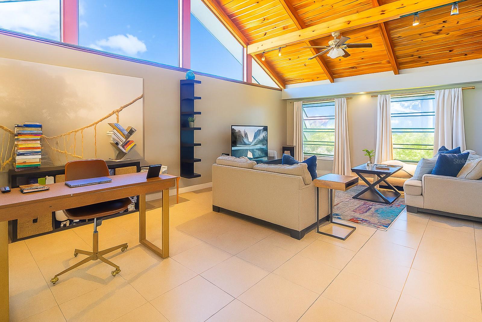 2558 KNOTTY PINE WAY, CLEARWATER, FL, 33761