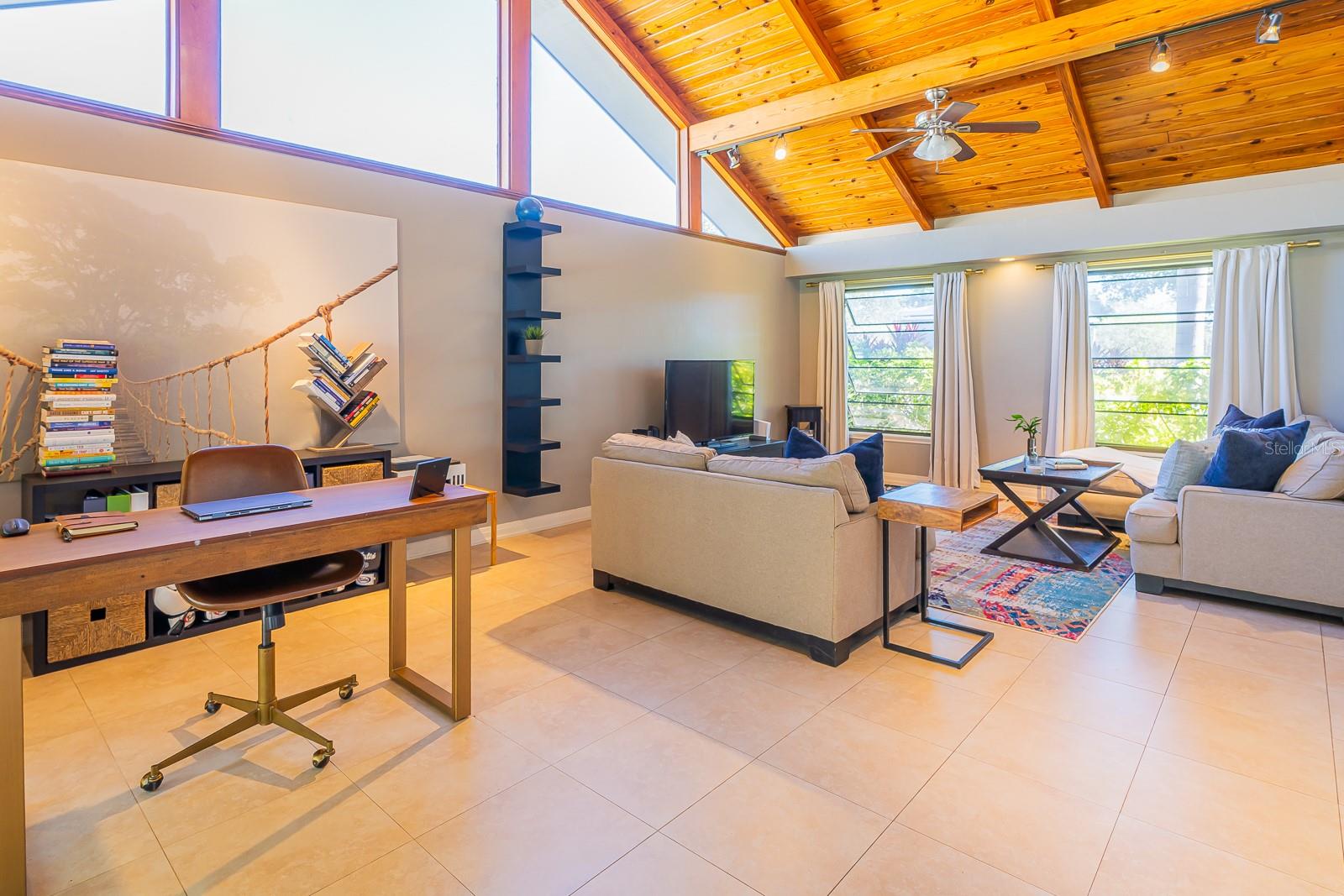 2558 KNOTTY PINE WAY, CLEARWATER, FL, 33761