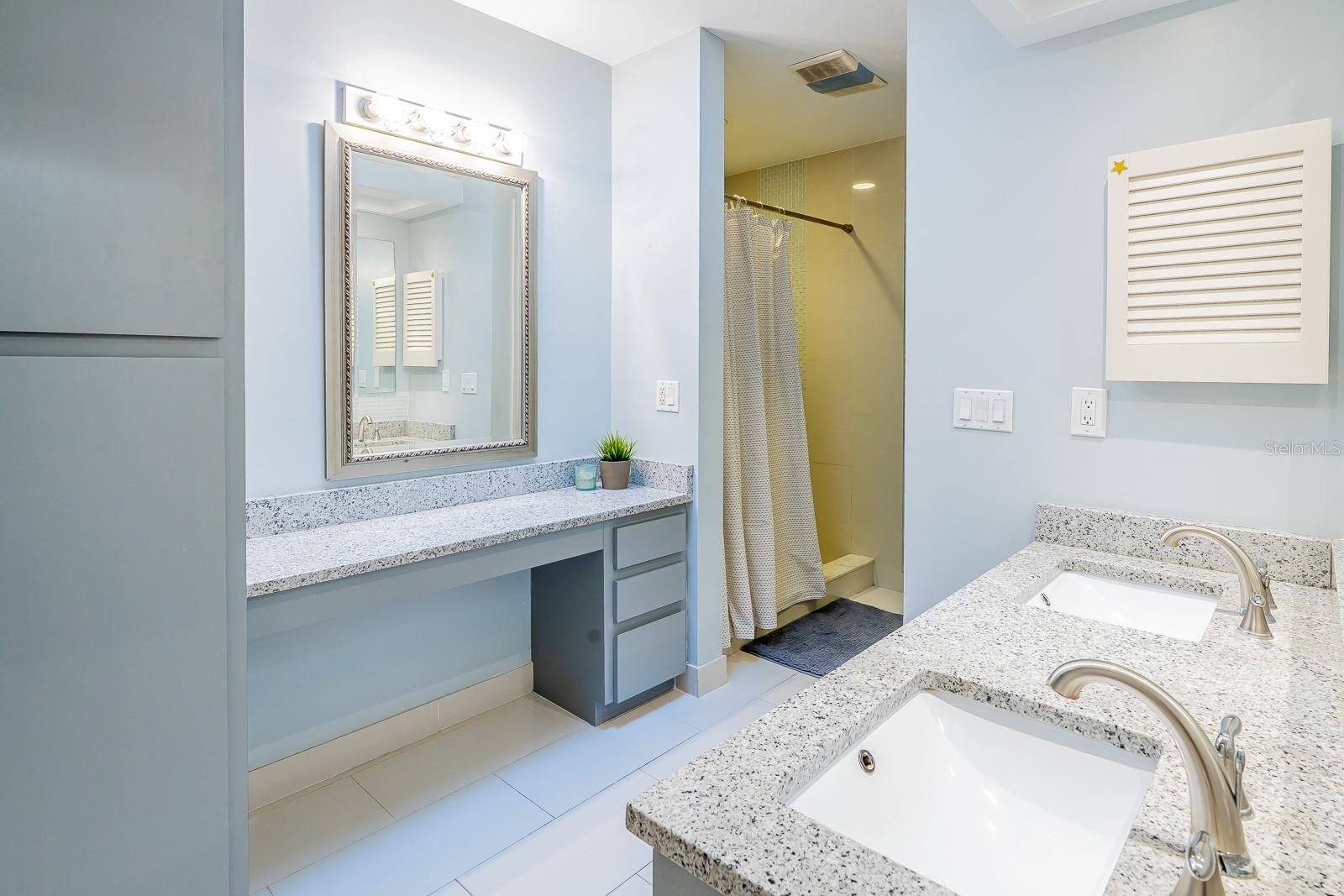 2558 KNOTTY PINE WAY, CLEARWATER, FL, 33761