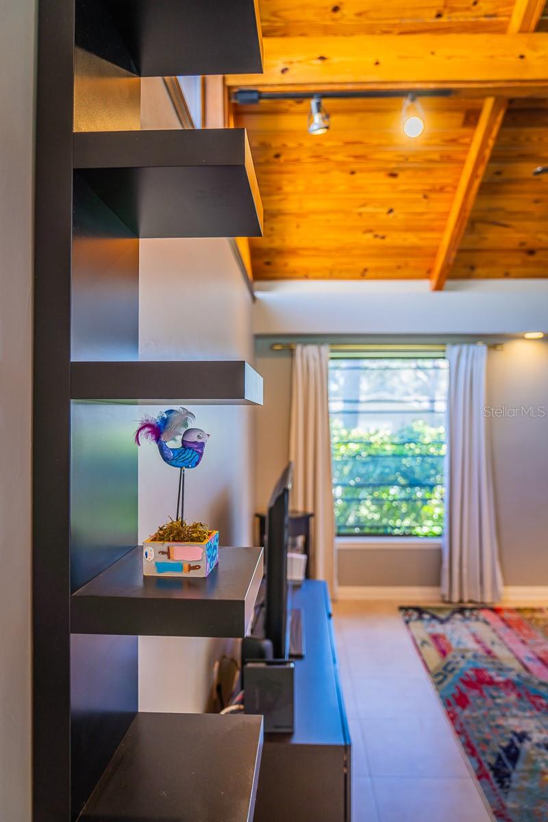 2558 KNOTTY PINE WAY, CLEARWATER, FL, 33761