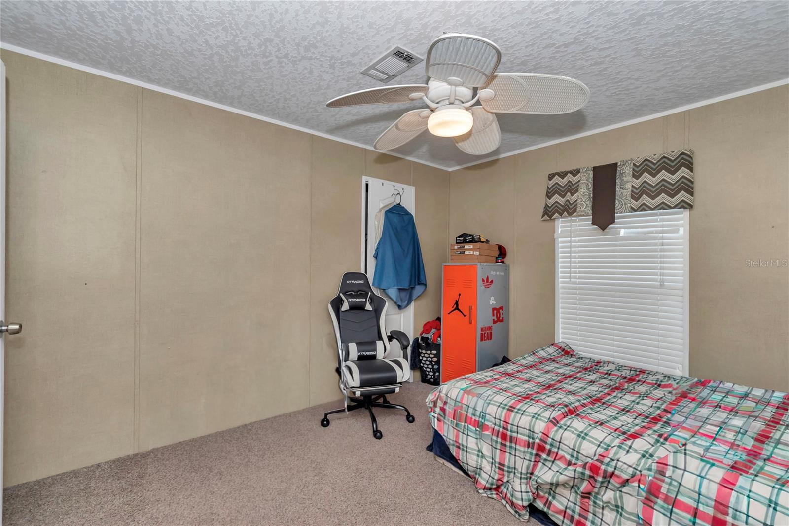 5860 SE 183RD TER, OCKLAWAHA, FL, 32179