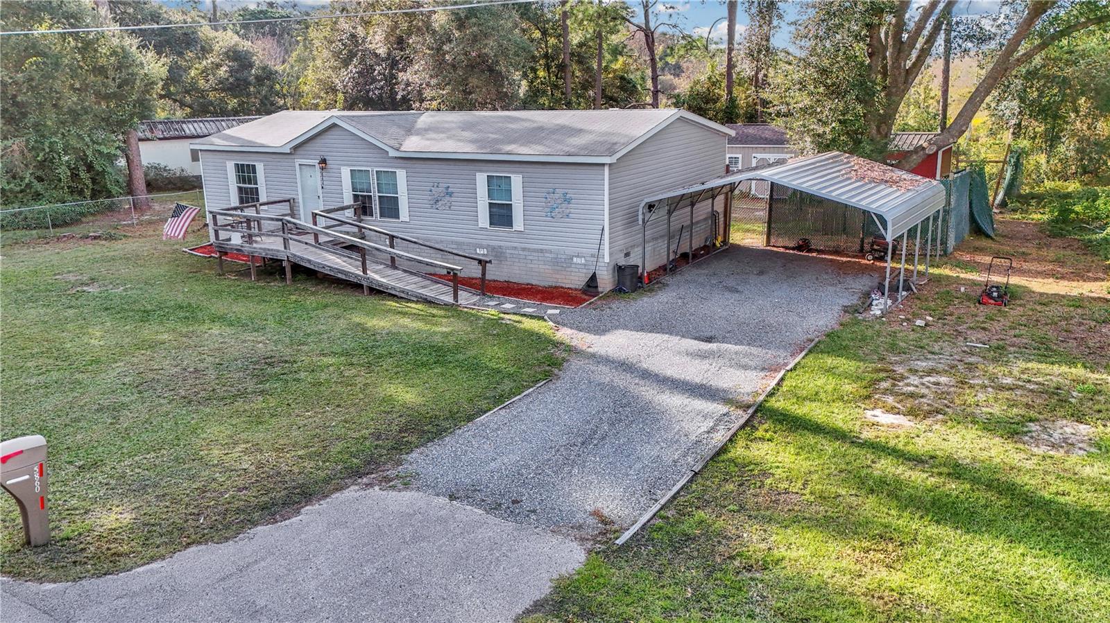 5860 SE 183RD TER, OCKLAWAHA, FL, 32179