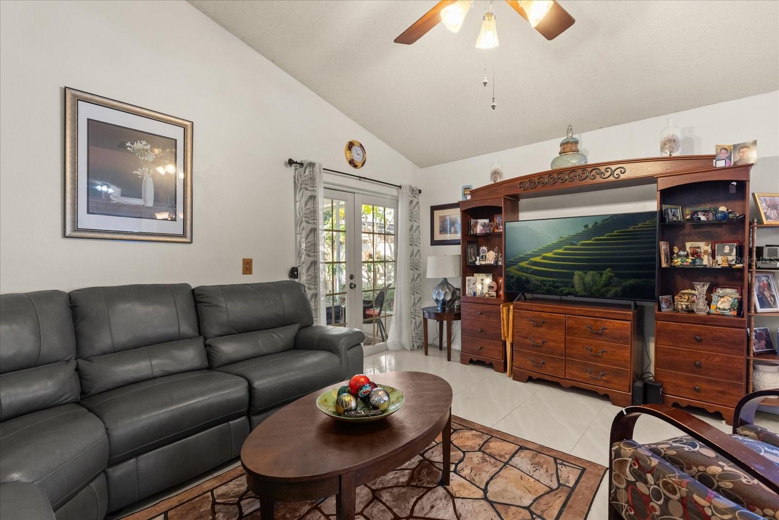 806 GRENADIER DR, ORLANDO, FL, 32807