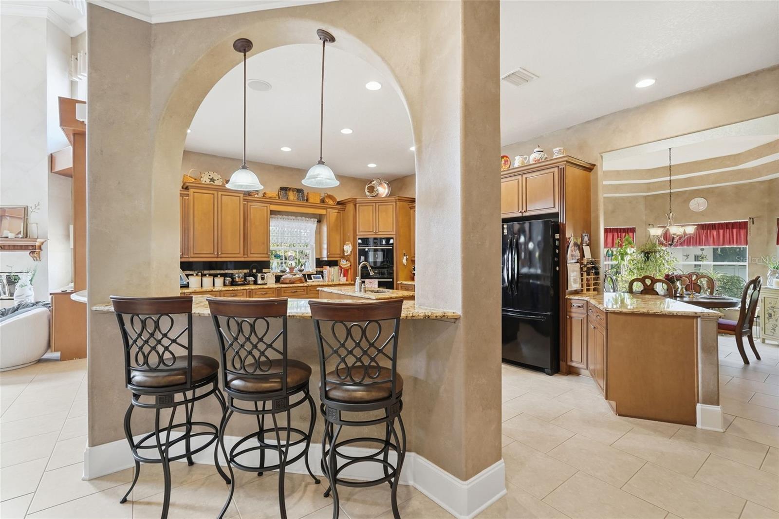 TB8443998 Property Photo