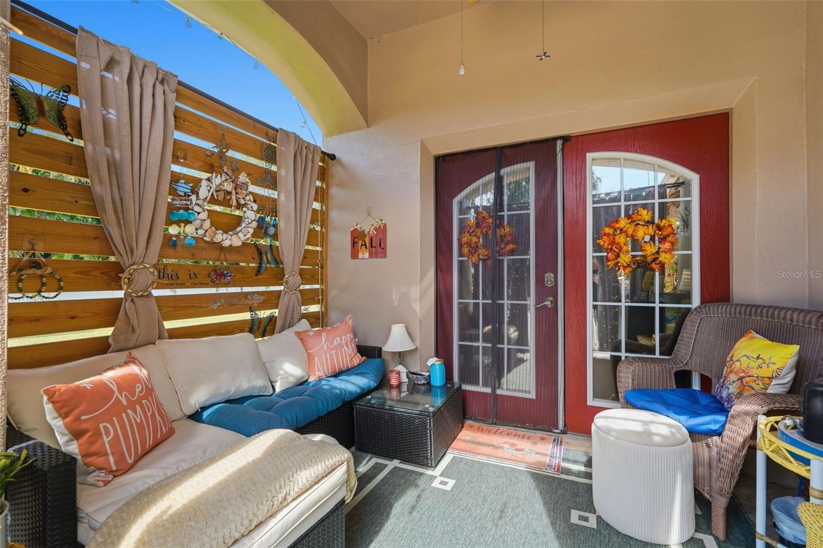 TB8443998 Property Photo