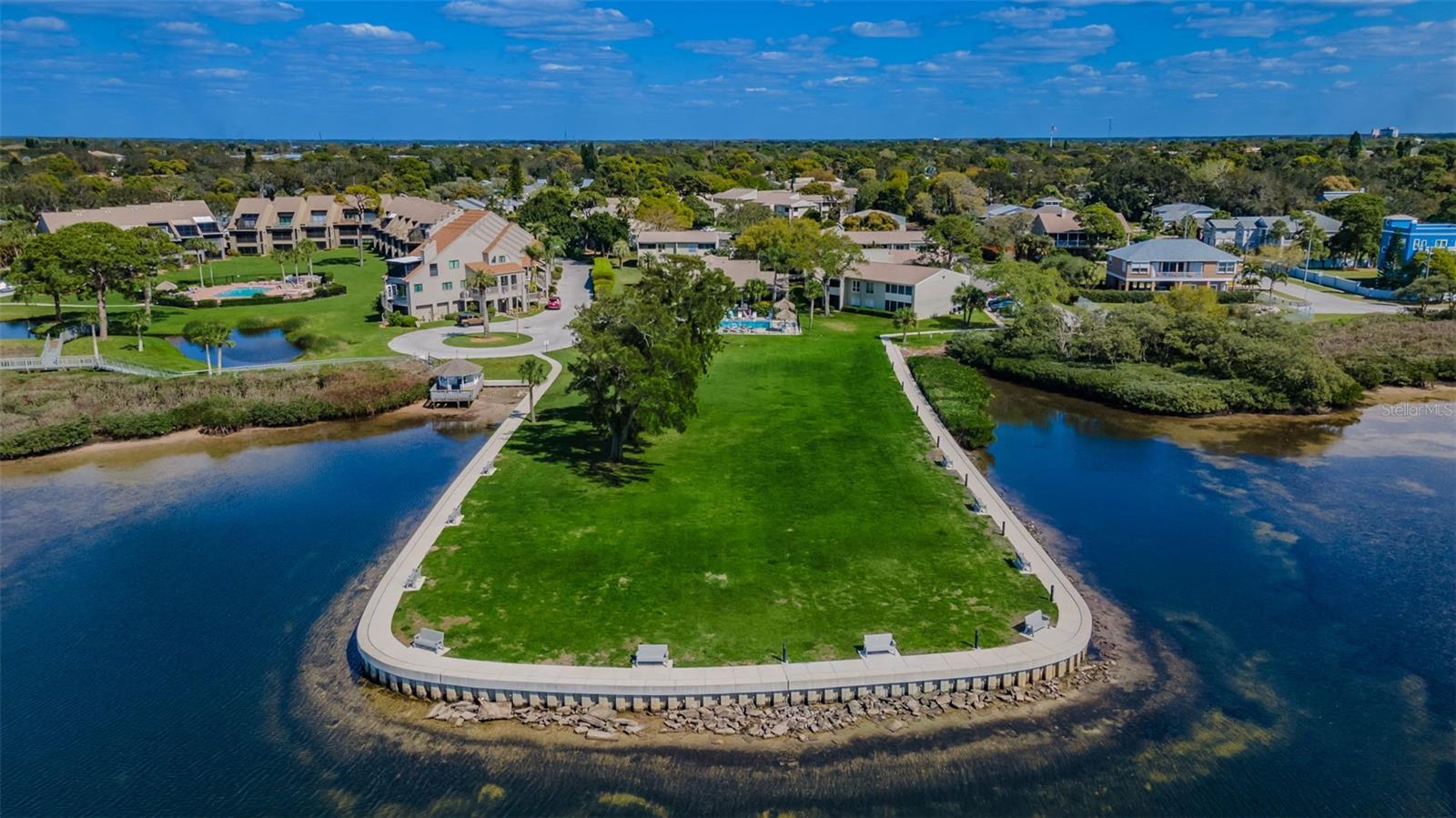 631 WINDRUSH BAY DR #143, TARPON SPRINGS, FL, 34689