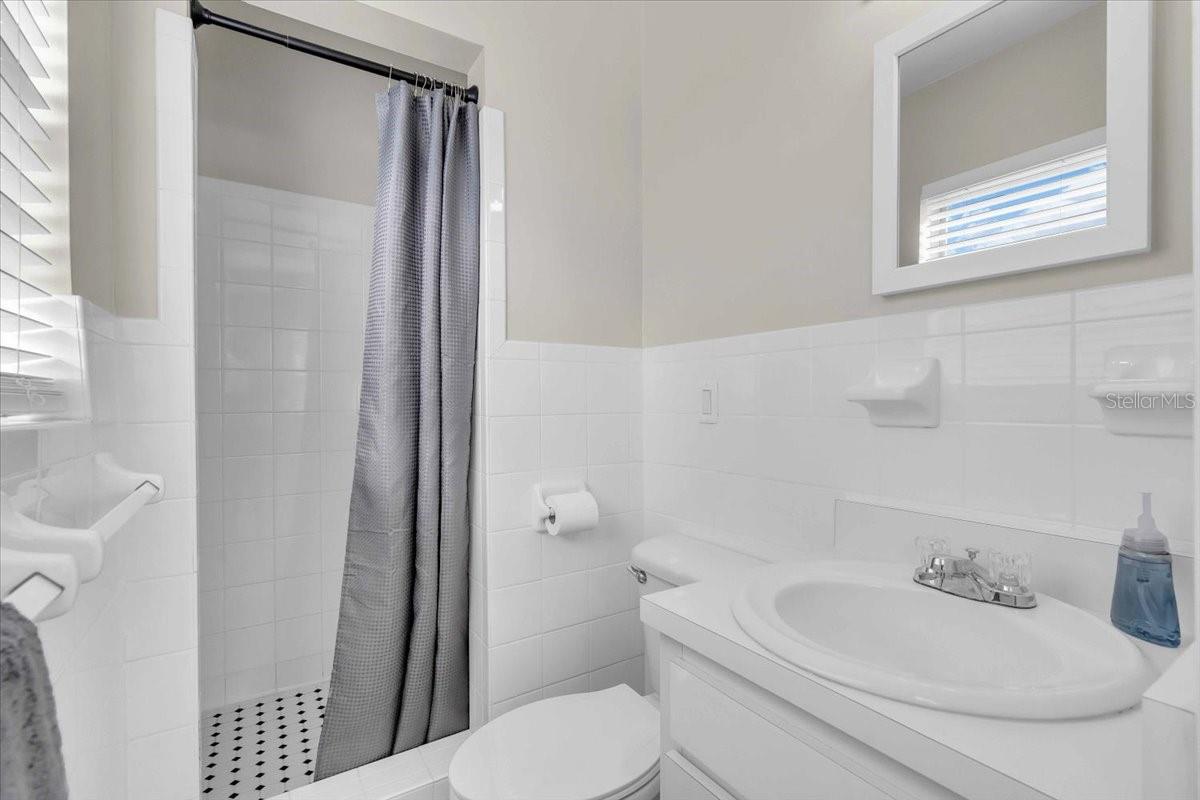 103 HOLLAND AVE, TEMPLE TERRACE, FL, 33617