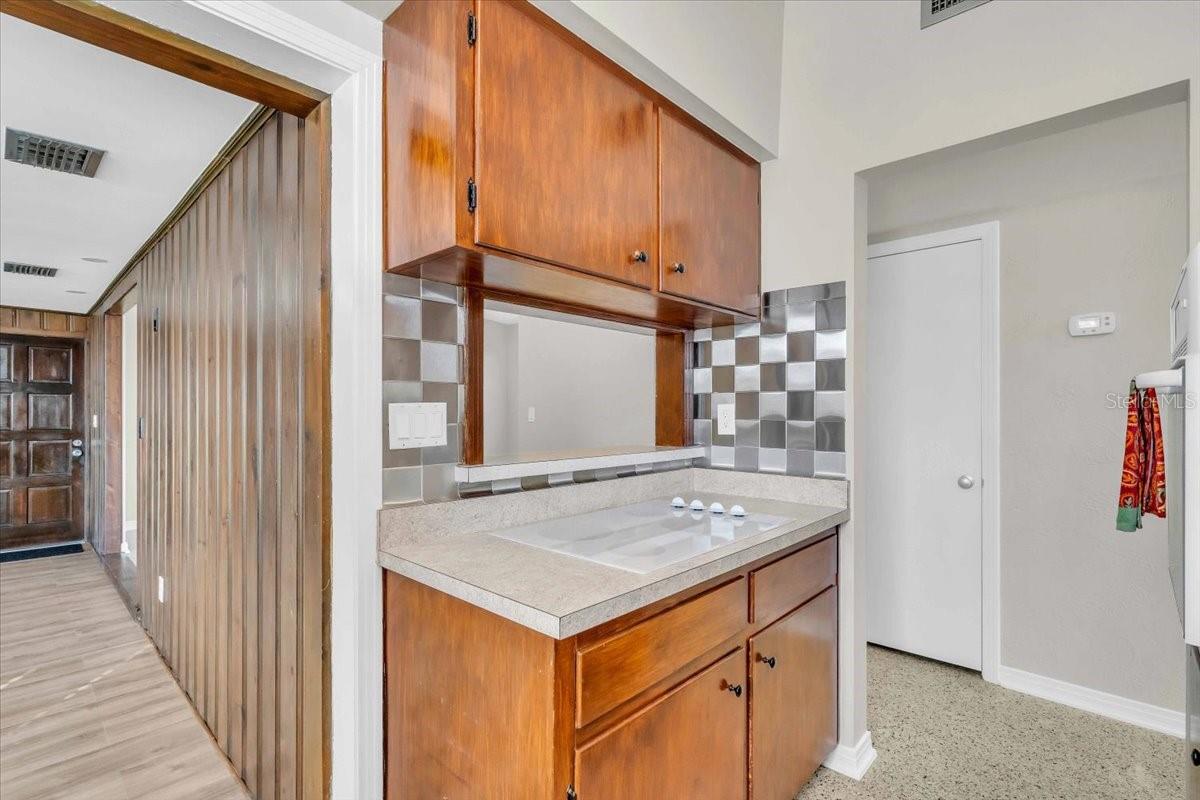 103 HOLLAND AVE, TEMPLE TERRACE, FL, 33617