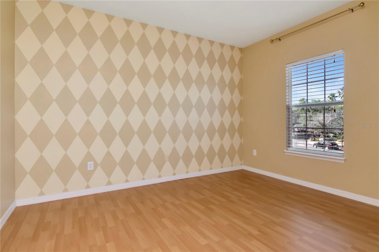 16102 COLCHESTER PALMS DR, TAMPA, FL, 33647