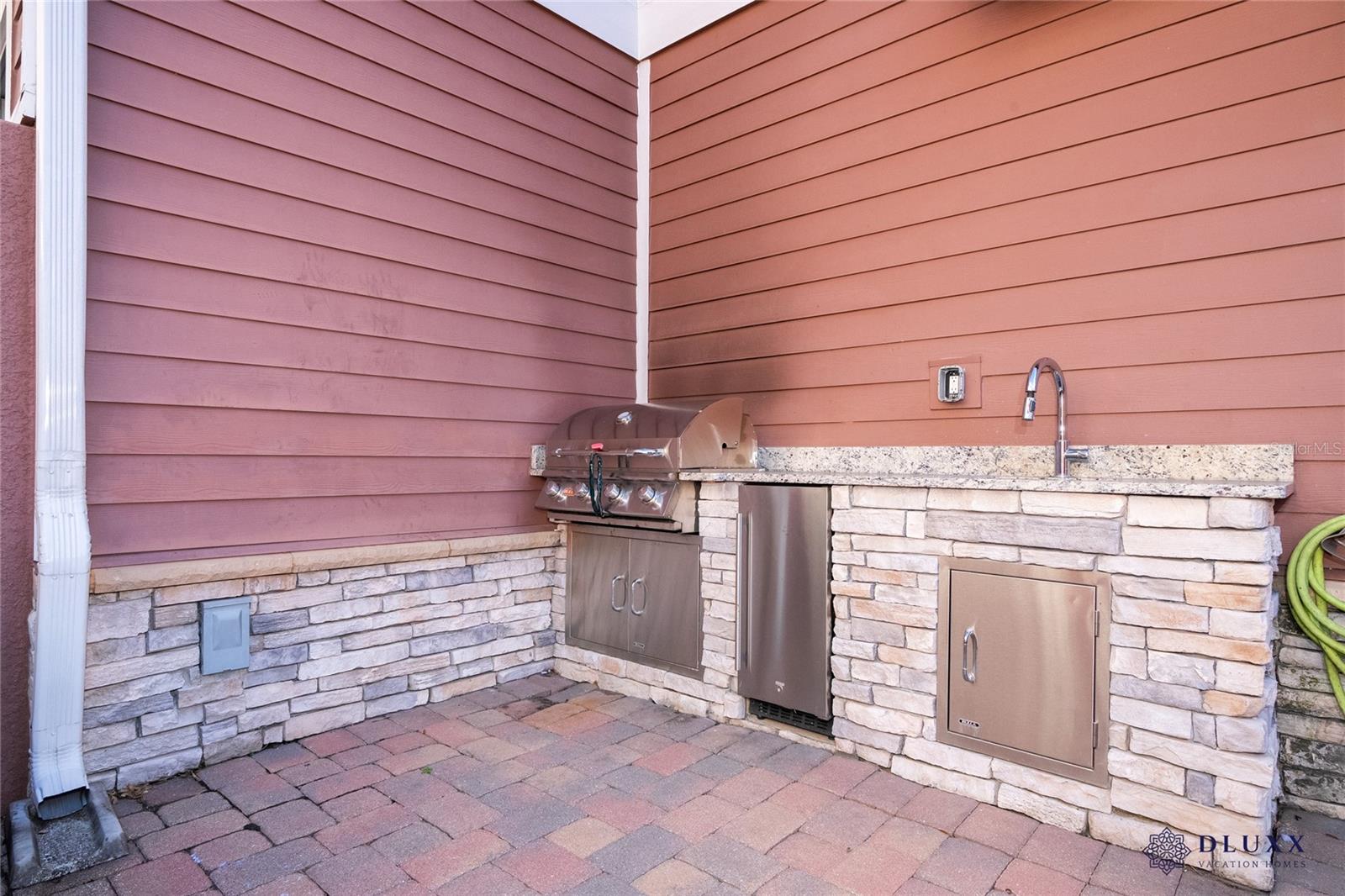 2633 SUNRISE SHORES DR, KISSIMMEE, FL, 34747