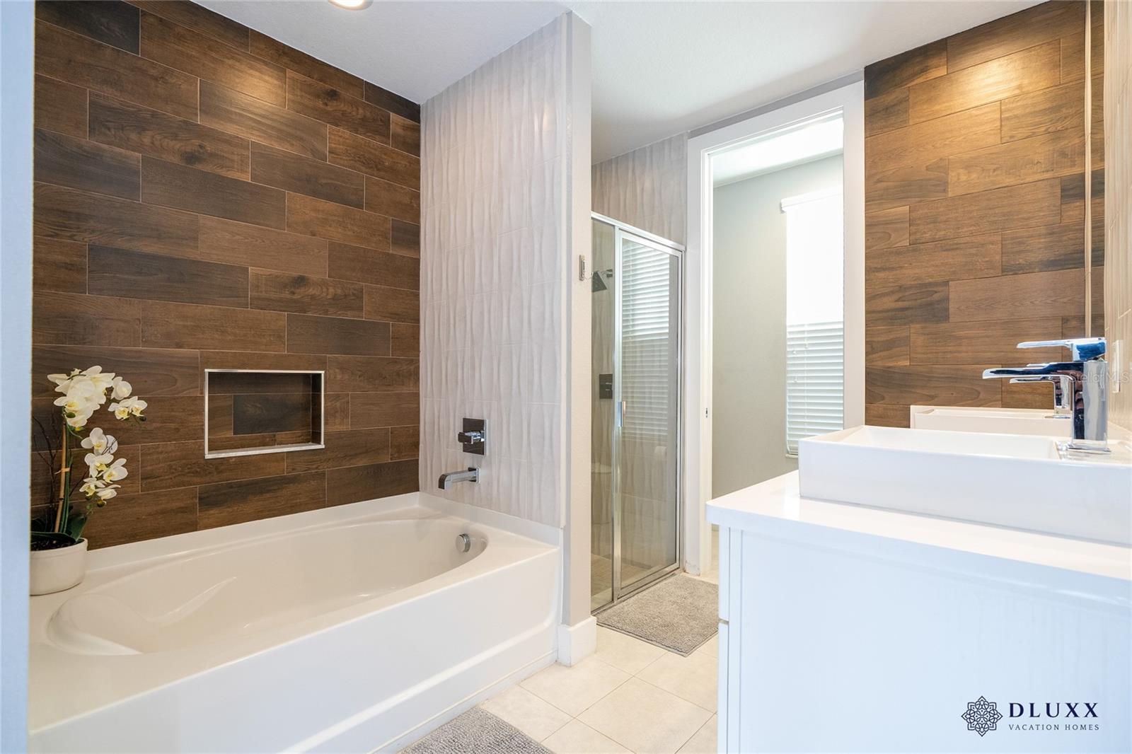 2633 SUNRISE SHORES DR, KISSIMMEE, FL, 34747