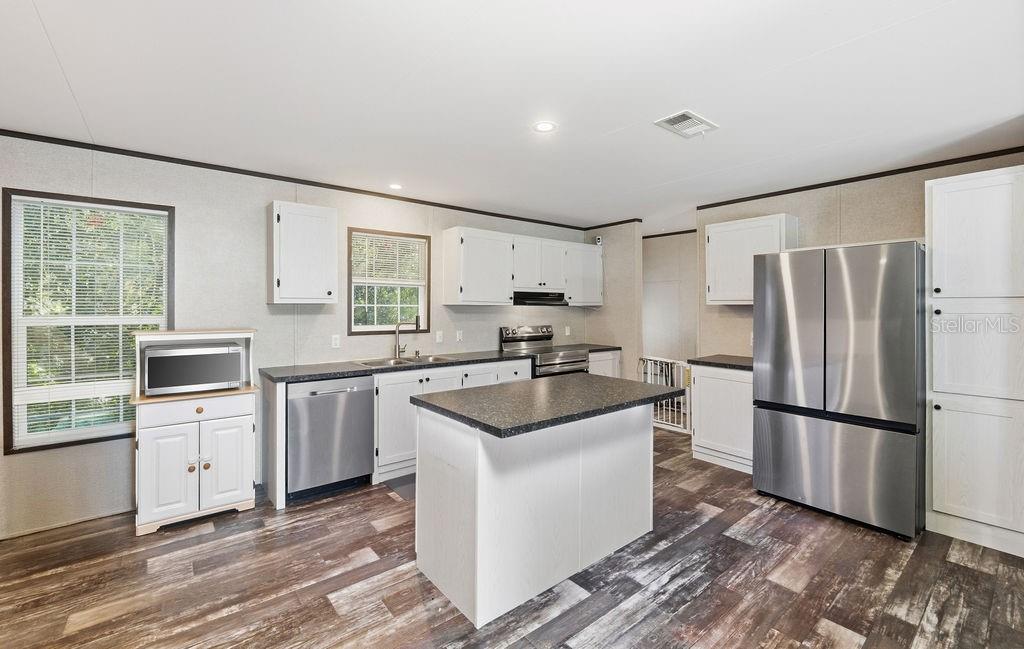 5819 SUNSHINE PARK DR, NEW PORT RICHEY, FL, 34652