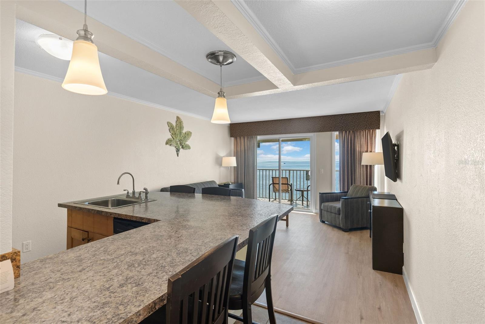 2506 N ROCKY POINT DR #467, TAMPA, FL, 33607