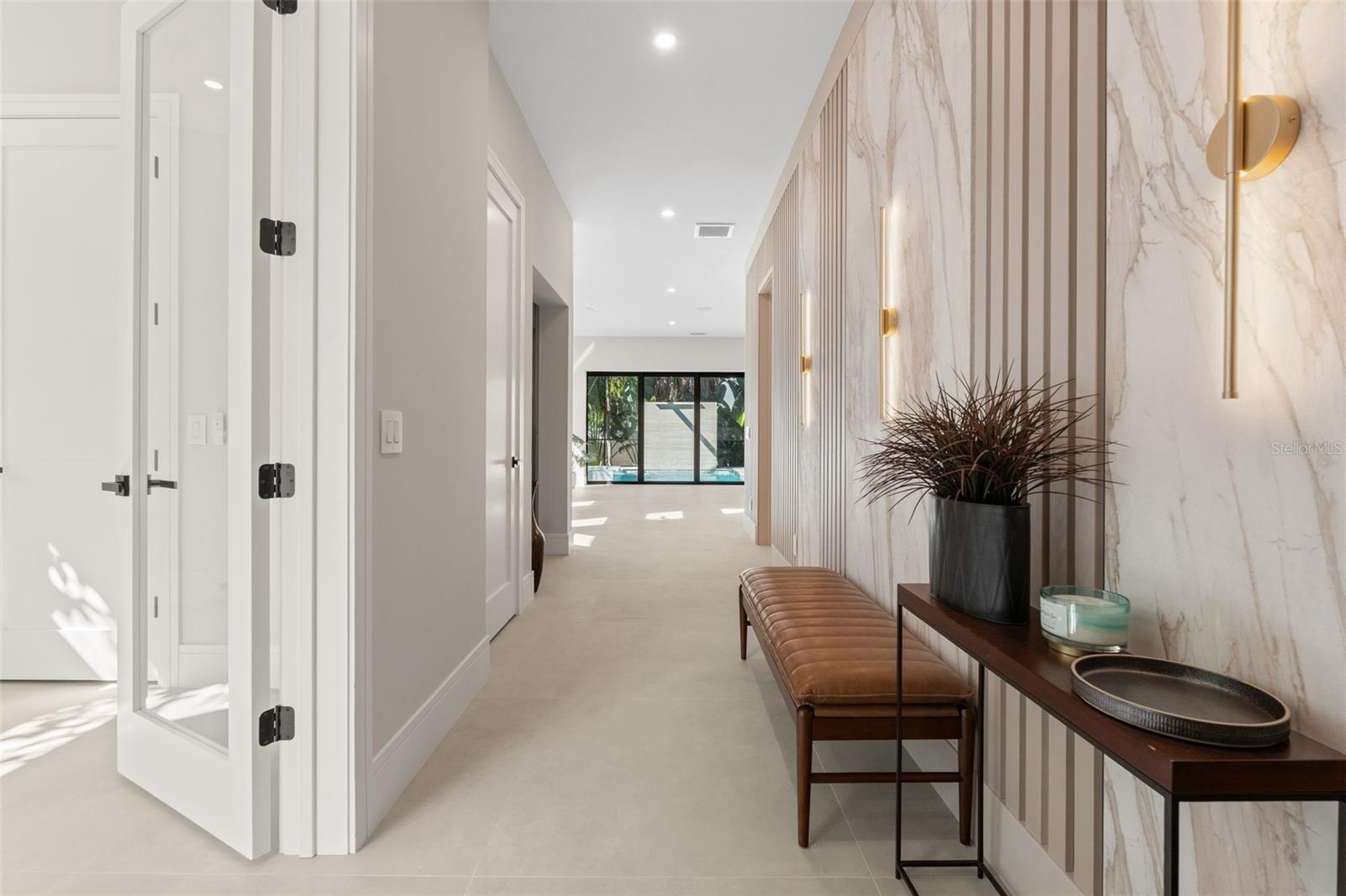 1683 SIESTA DR, SARASOTA, FL, 34239