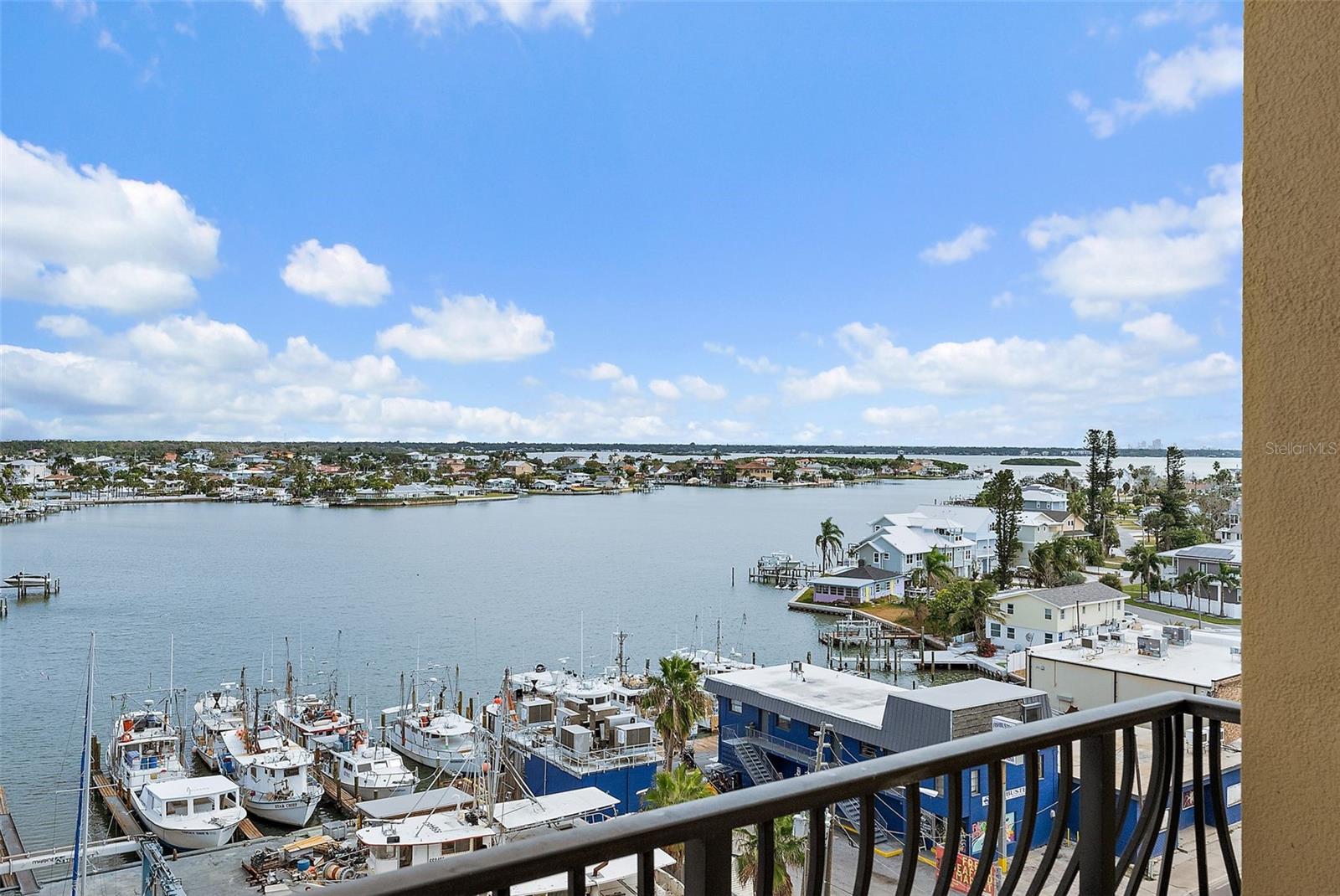 TB8444065 Property Photo