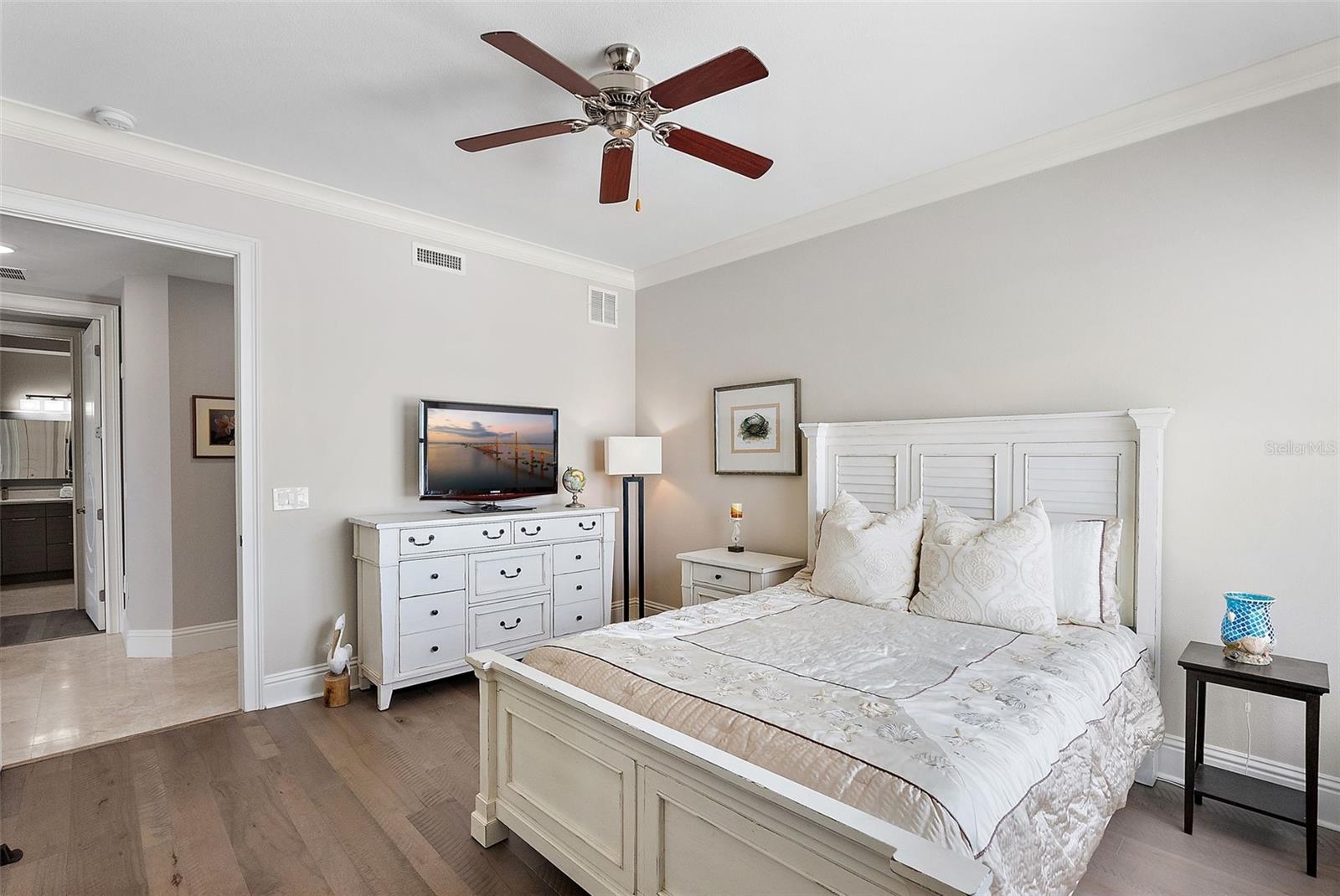 TB8444065 Property Photo