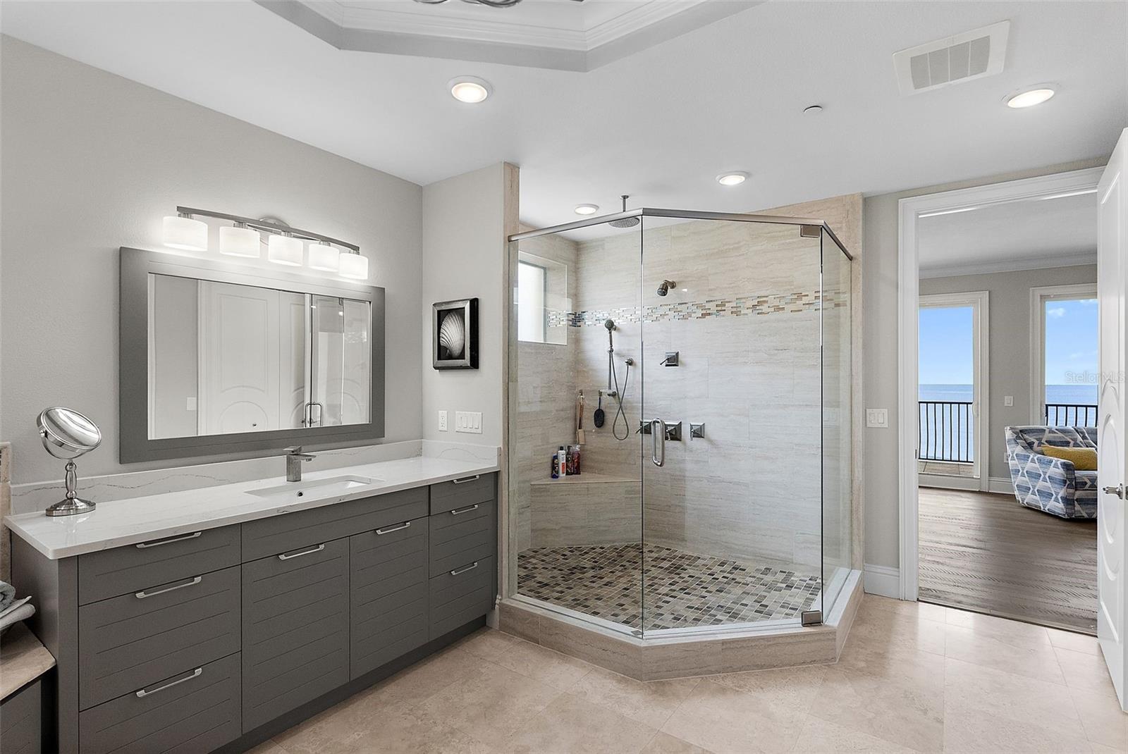 TB8444065 Property Photo