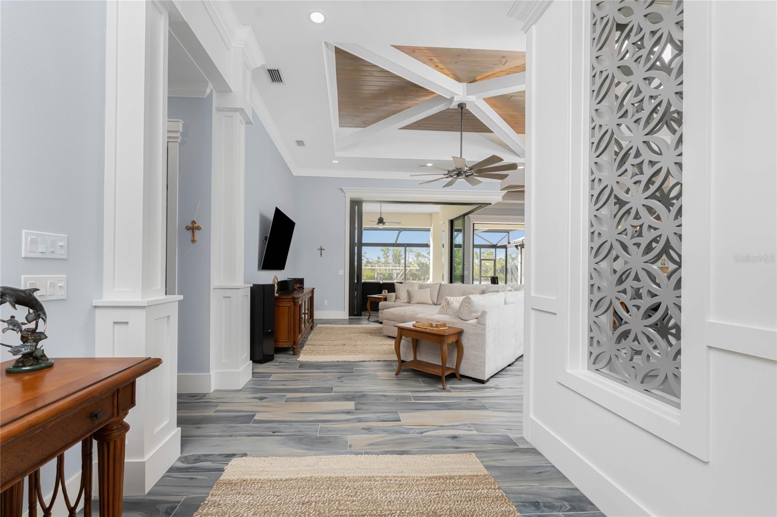 16668 LIGGETT CIR, PORT CHARLOTTE, FL, 33981