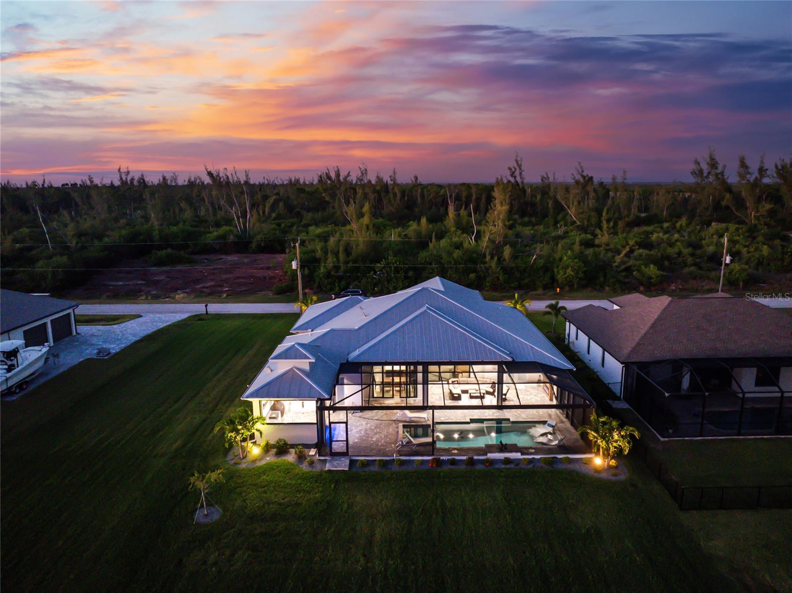 16668 LIGGETT CIR, PORT CHARLOTTE, FL, 33981