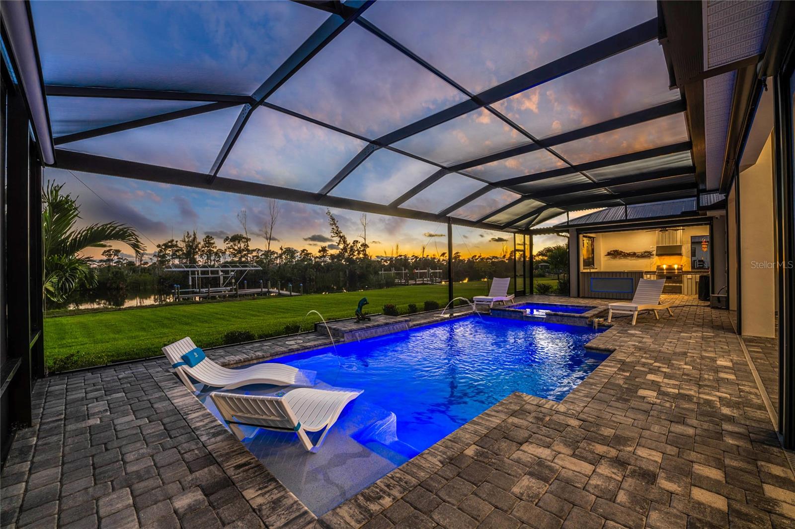 16668 LIGGETT CIR, PORT CHARLOTTE, FL, 33981