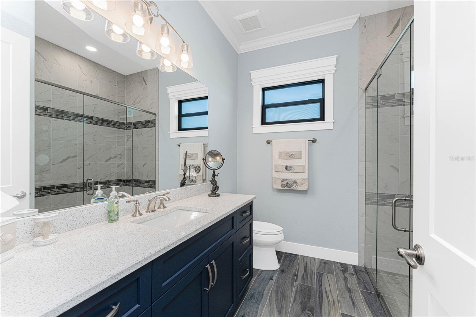 16668 LIGGETT CIR, PORT CHARLOTTE, FL, 33981