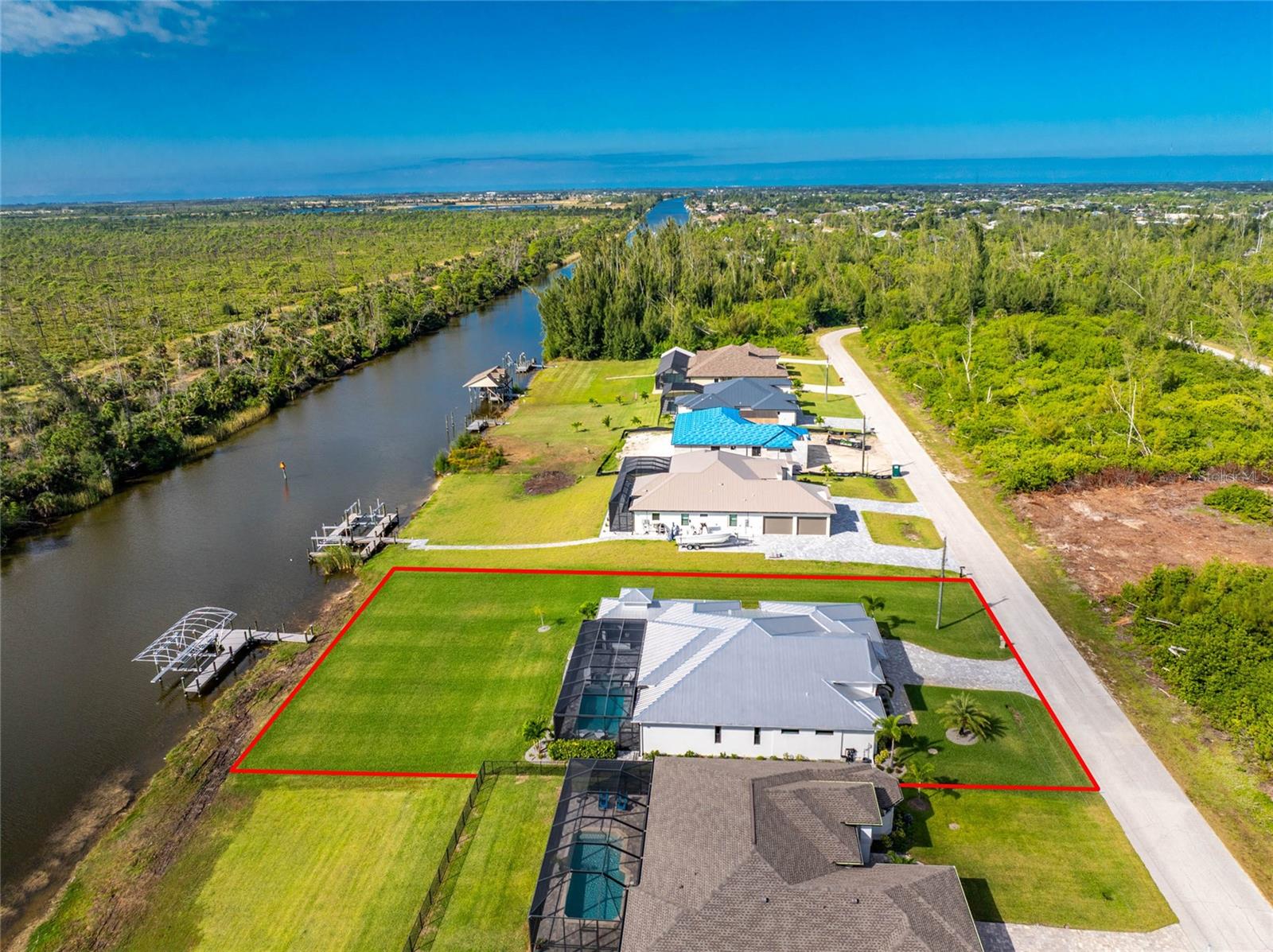 16668 LIGGETT CIR, PORT CHARLOTTE, FL, 33981