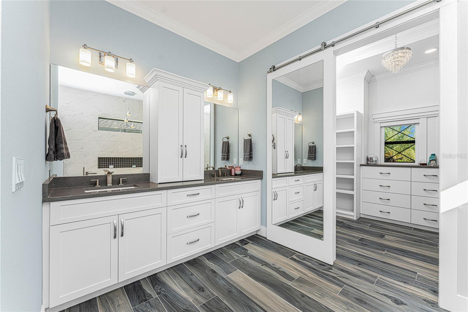 16668 LIGGETT CIR, PORT CHARLOTTE, FL, 33981