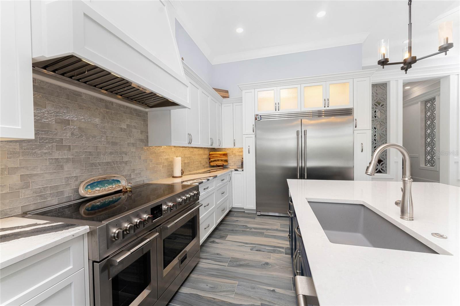 16668 LIGGETT CIR, PORT CHARLOTTE, FL, 33981