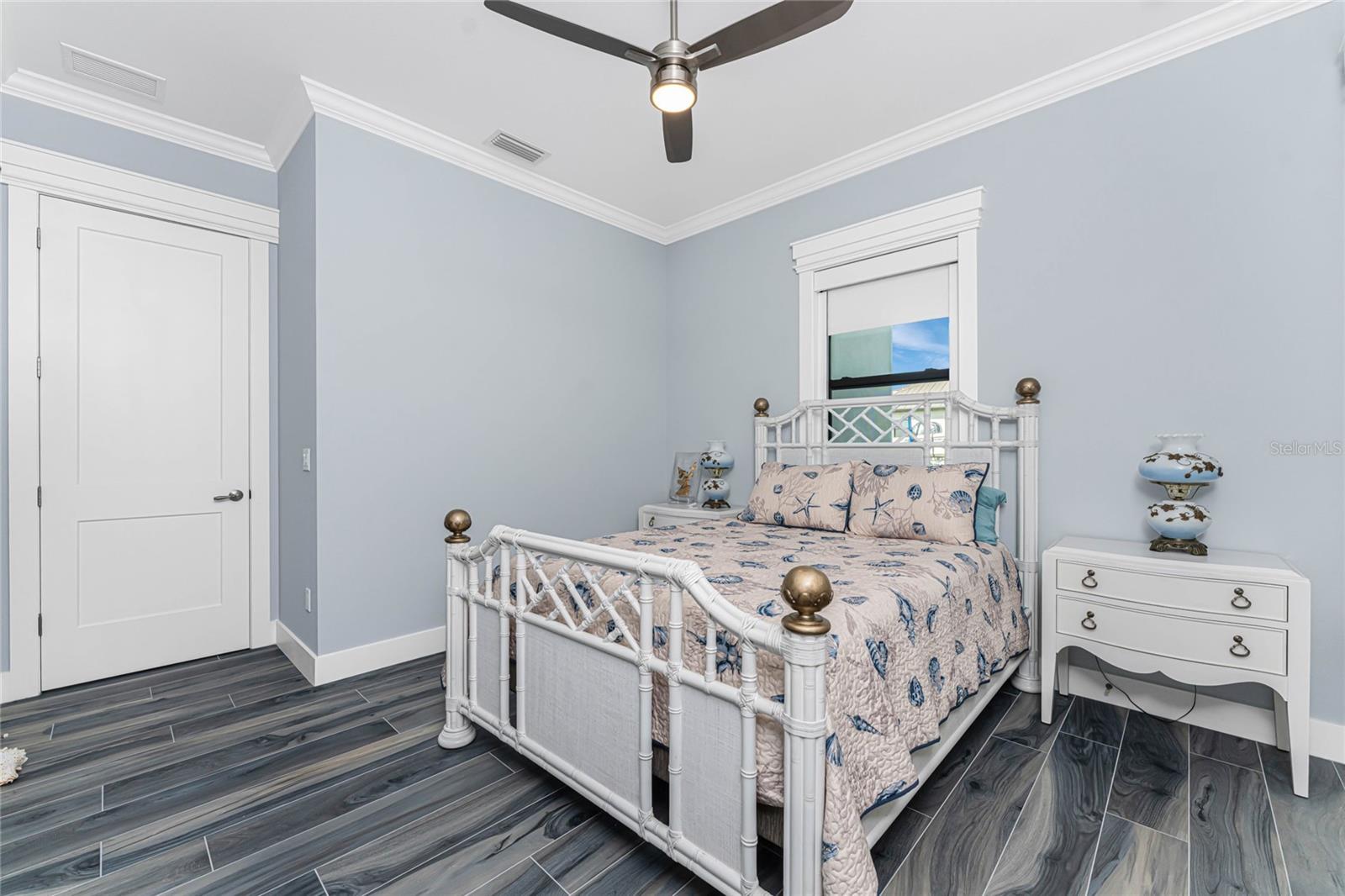 16668 LIGGETT CIR, PORT CHARLOTTE, FL, 33981