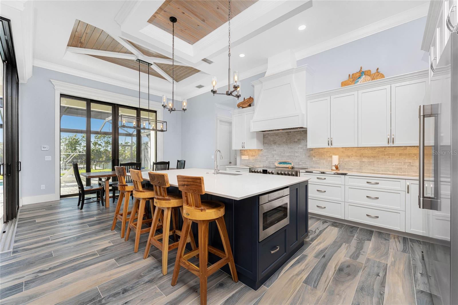 16668 LIGGETT CIR, PORT CHARLOTTE, FL, 33981