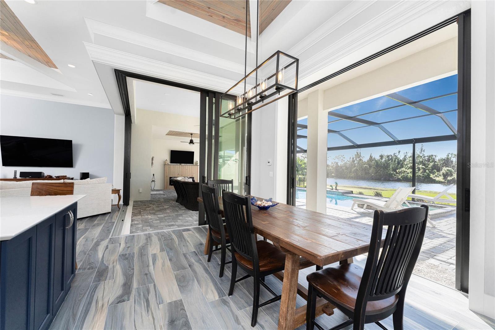 16668 LIGGETT CIR, PORT CHARLOTTE, FL, 33981